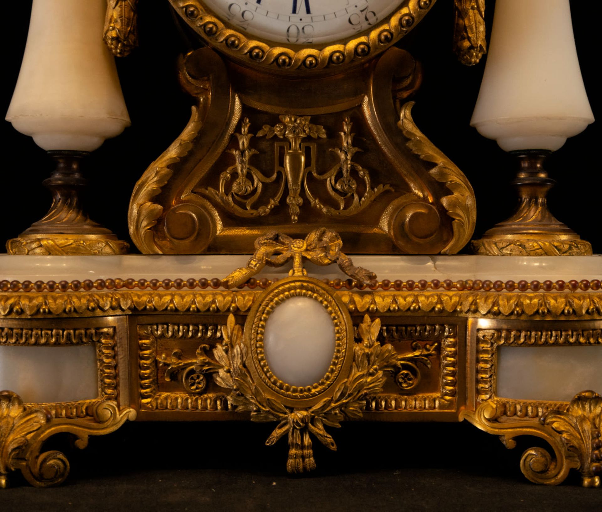 Louis XIV style bronze and alabaster clock, 19th century - Bild 3 aus 5