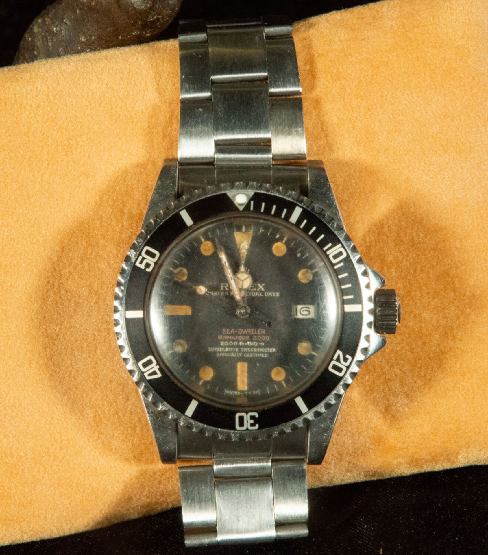 Rare Collector's Vintage Rolex "Double Red" Sea Dweller model 1665 in steel, 1970s