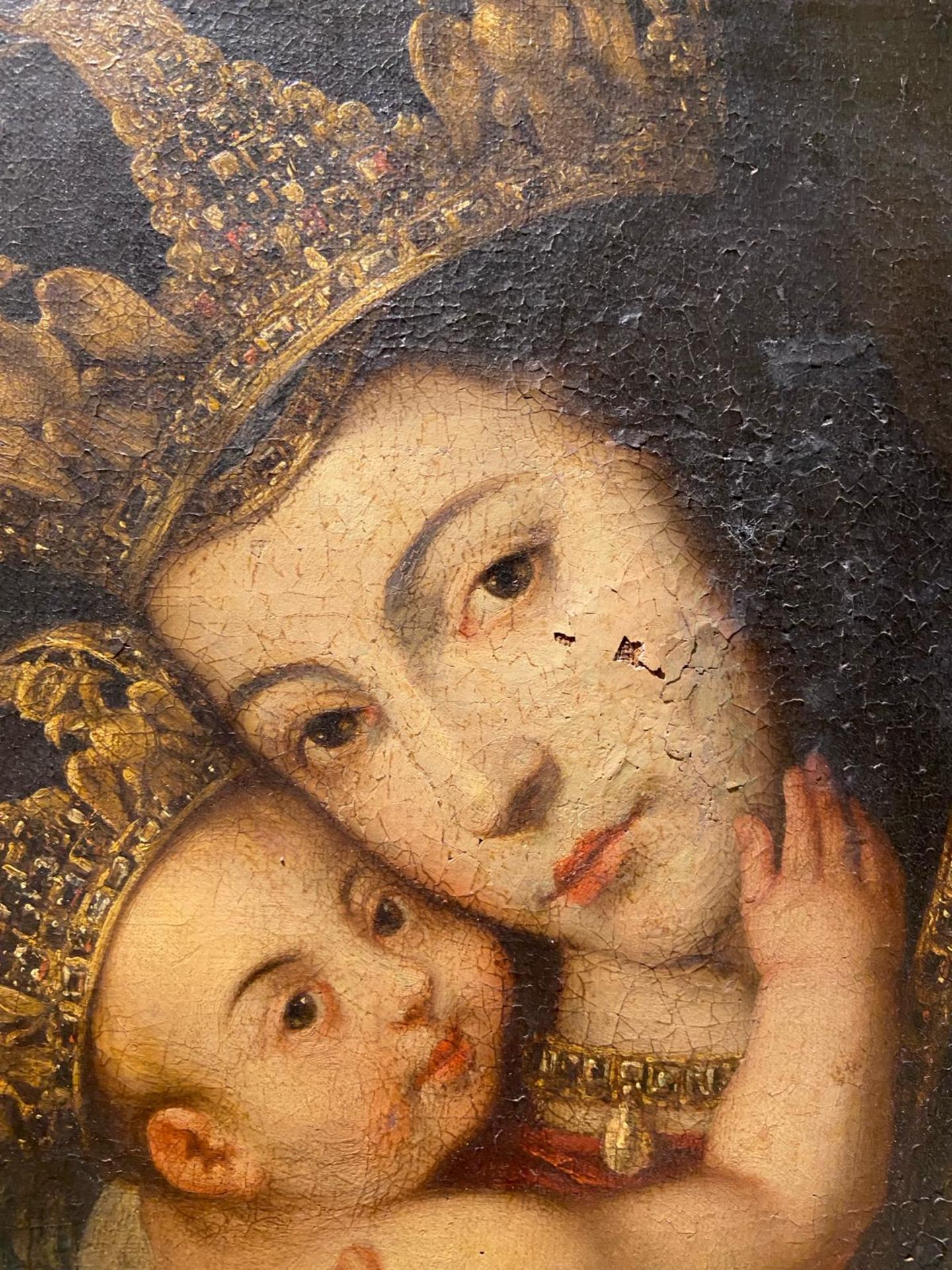 Beautiful New Spanish Colonial Virgin of Bethlehem, Mexico, late 17th C to early 18th Century - Image 4 of 5