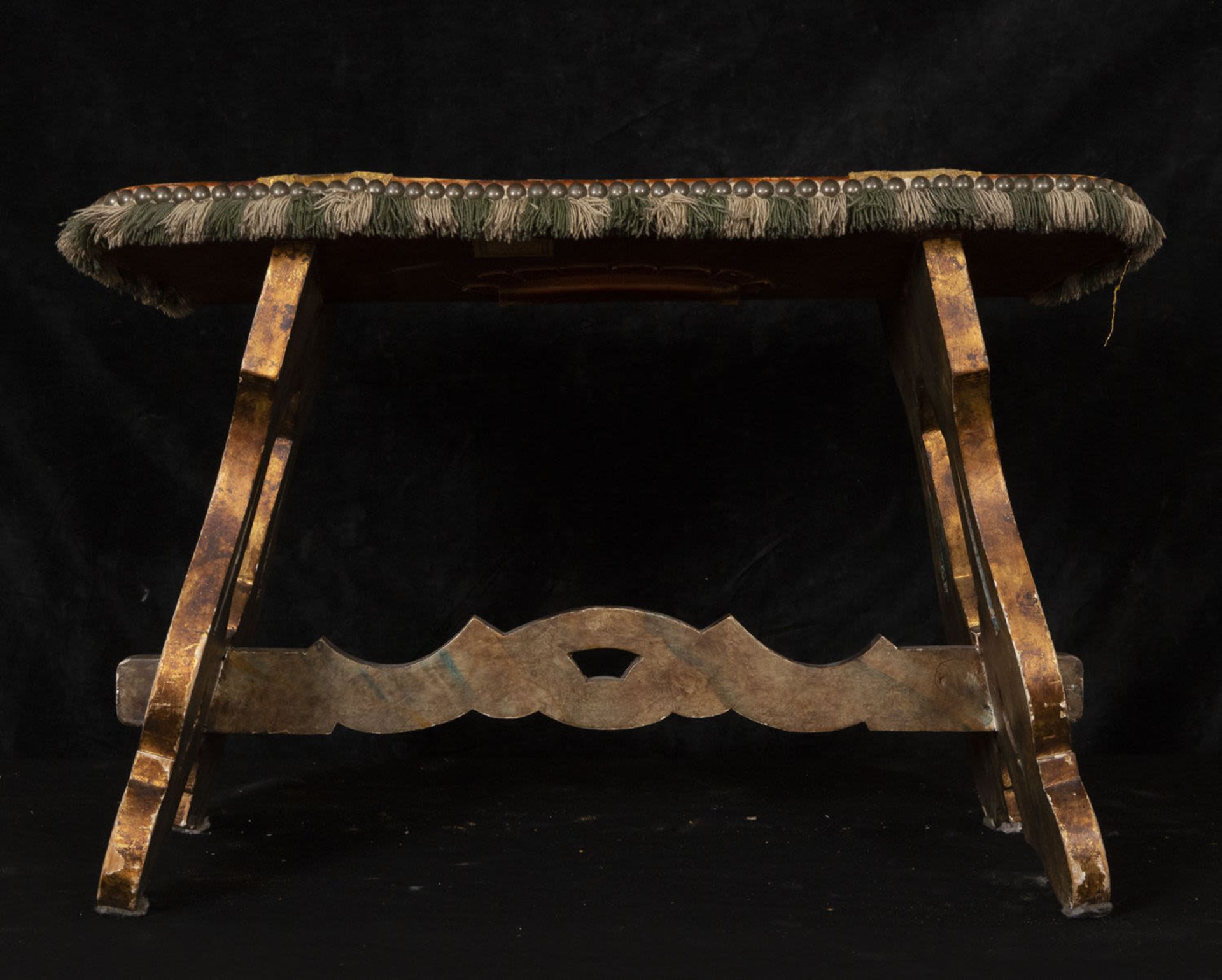 Pair of Venetian Armchairs in wood and velvet, 18th century - Image 7 of 7