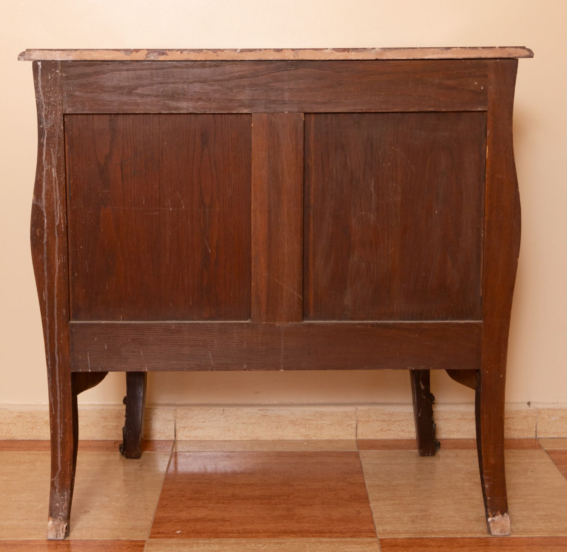 Elegant Louis XV style chest of drawers from the 19th century in fruit marquitry and gilt bronze - Bild 3 aus 3