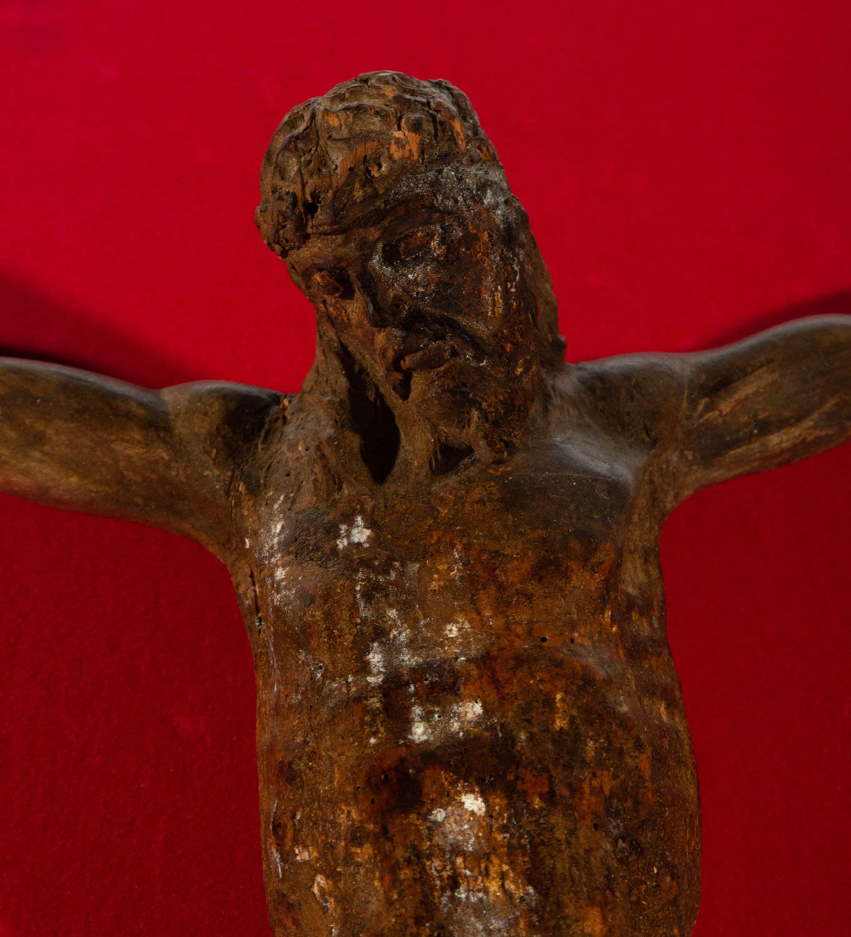 Expiring Christ in Boxwood, Navarra, first half of the 16th century - Image 2 of 4