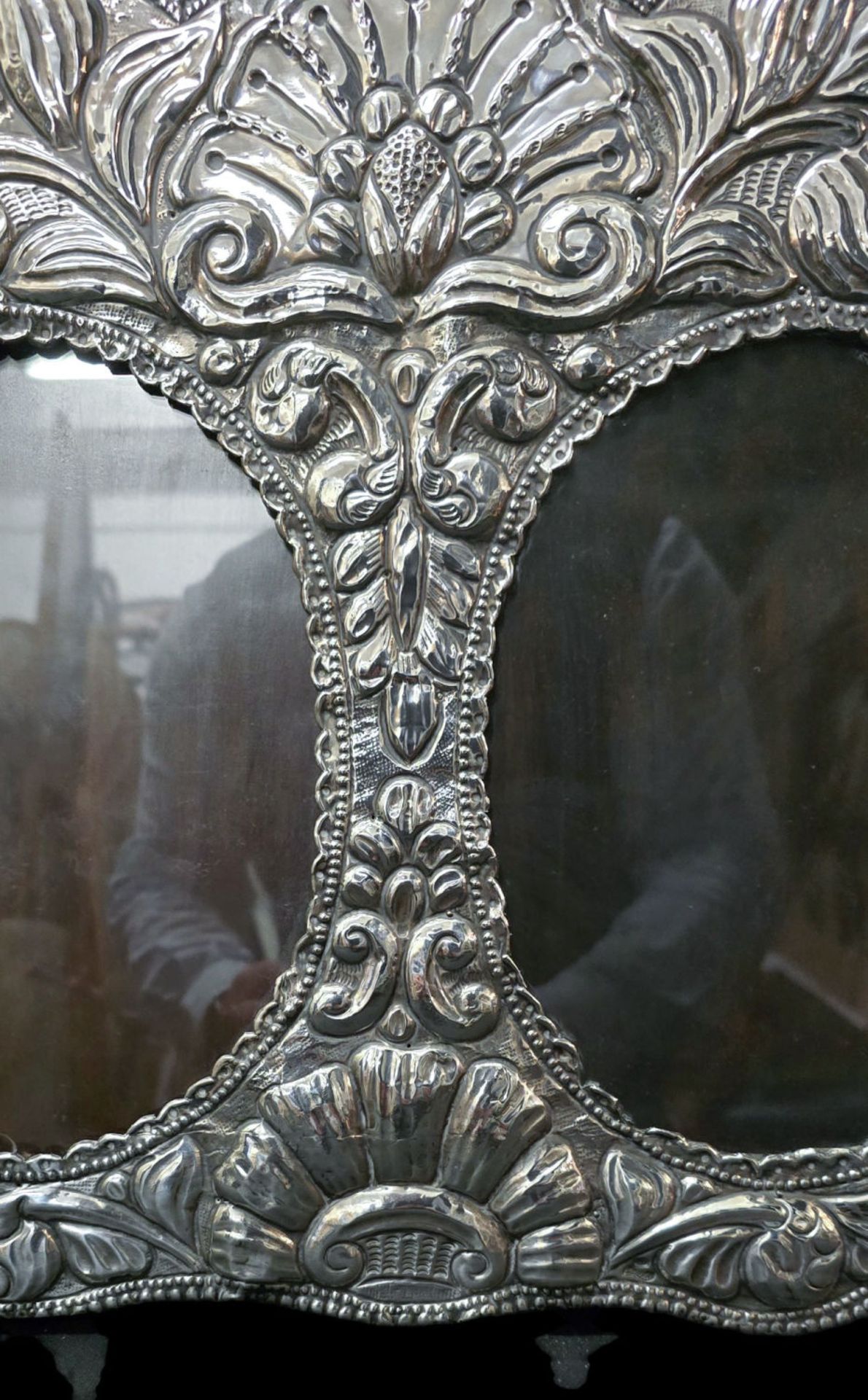 Exquisite large double oval table frame in Peruvian sterling silver, late 19th century - early 20th  - Image 2 of 6