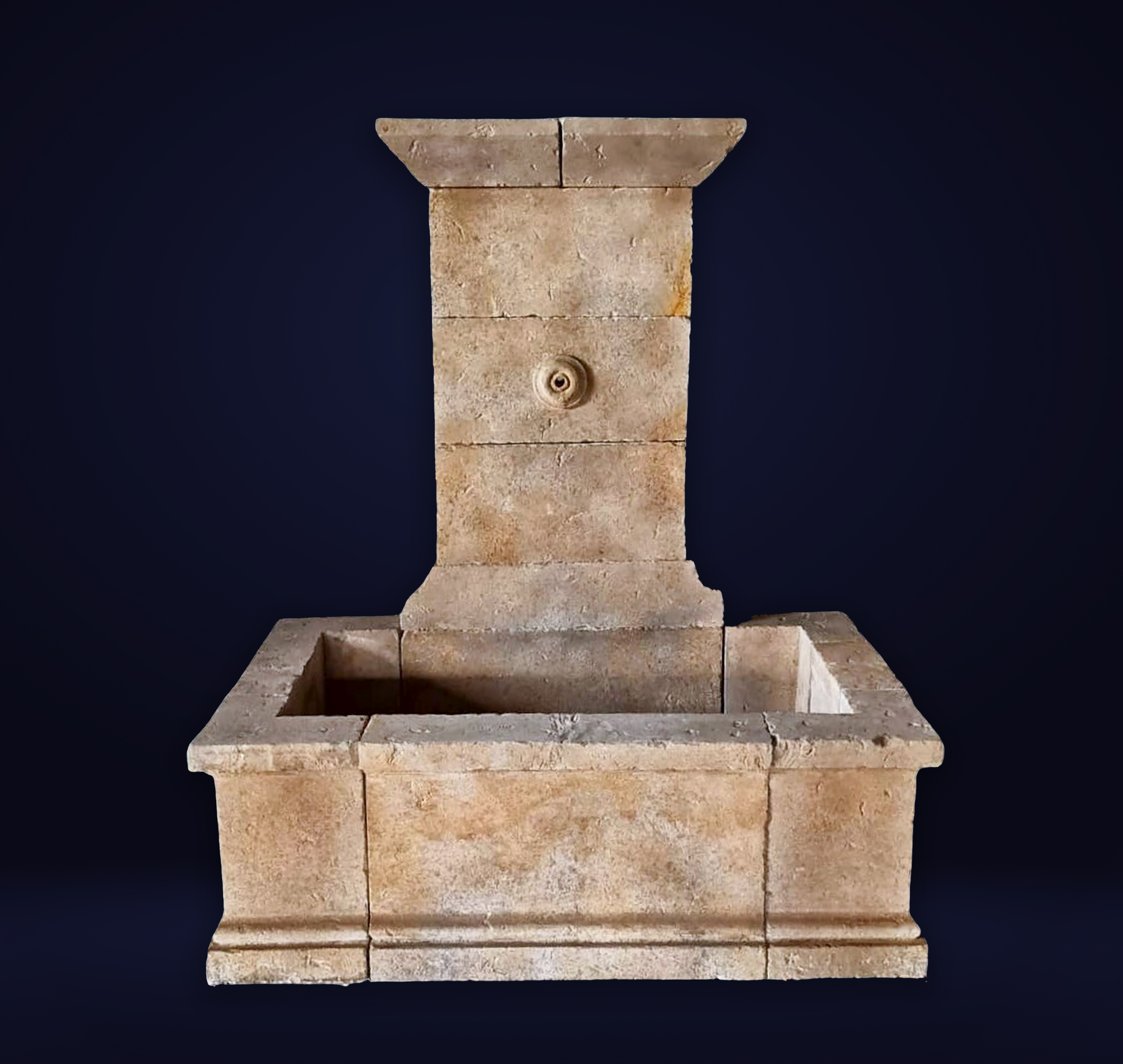 Old large stone fountain with Italian sink 20th century Measurements: Height 180 cm Width 150 cm Dep