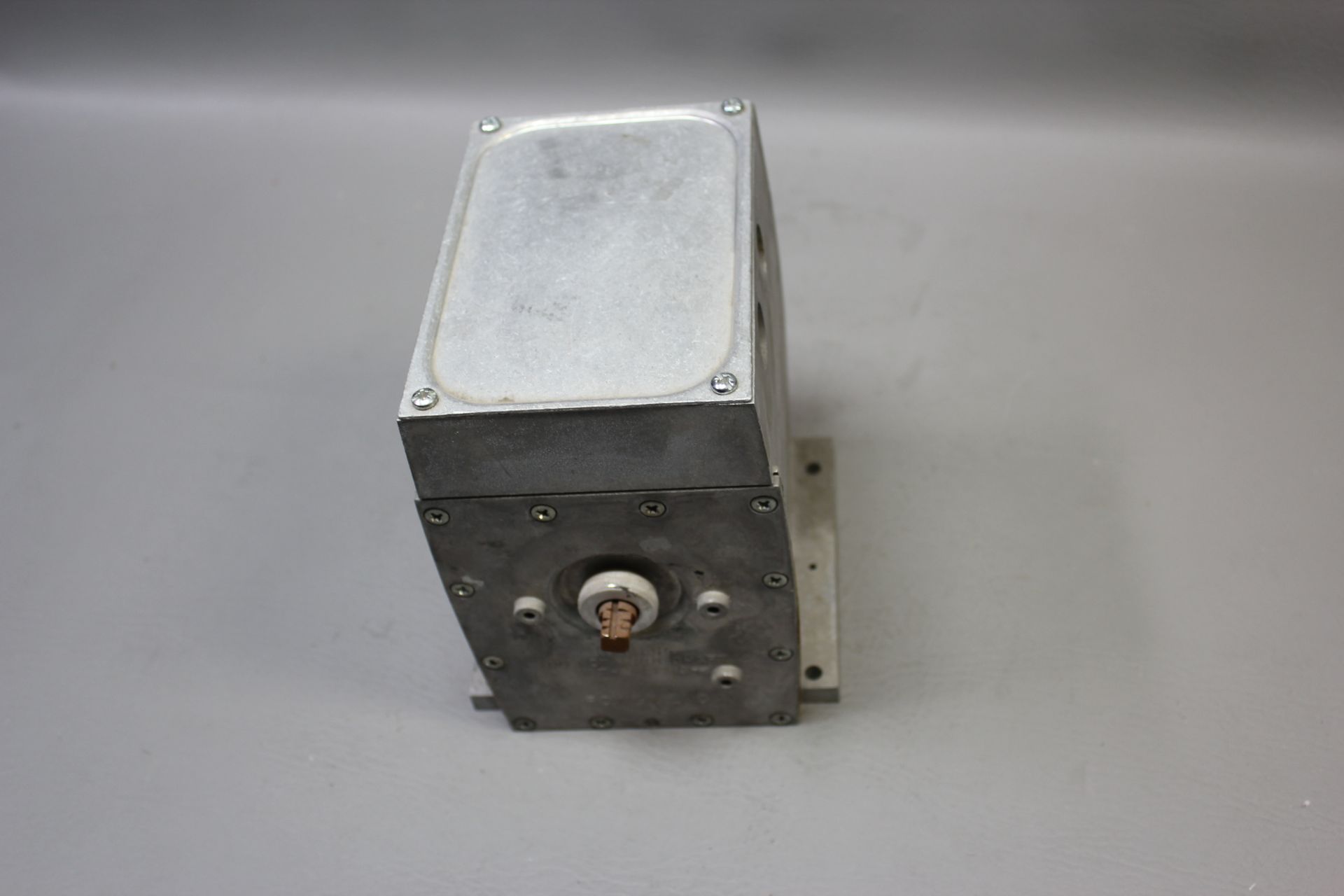 HONEYWELL MODUTROL MOTOR - Image 2 of 3