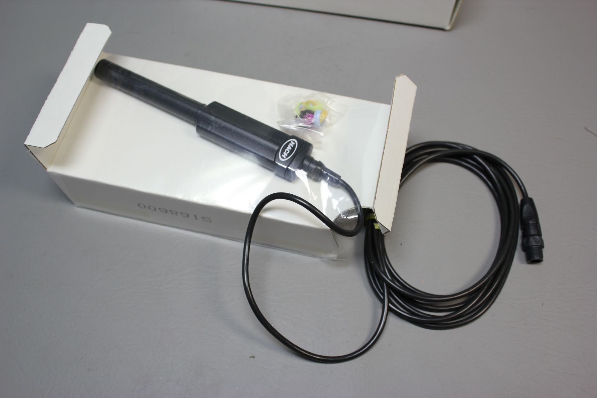 NEW HACH INTELLICAL LAB CONDUCTIVITY PROBE - Image 2 of 4