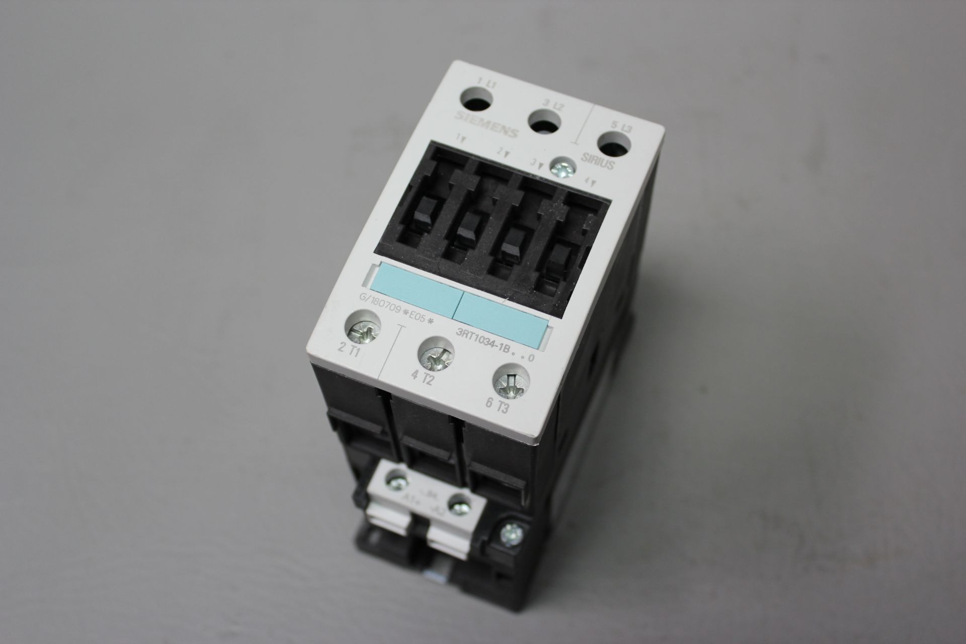 SIEMENS CONTACTOR