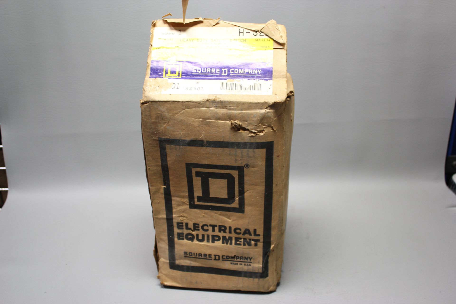 NEW OLD STOCK SQUARE D HEAVY DUTY SAFETY SWITCH