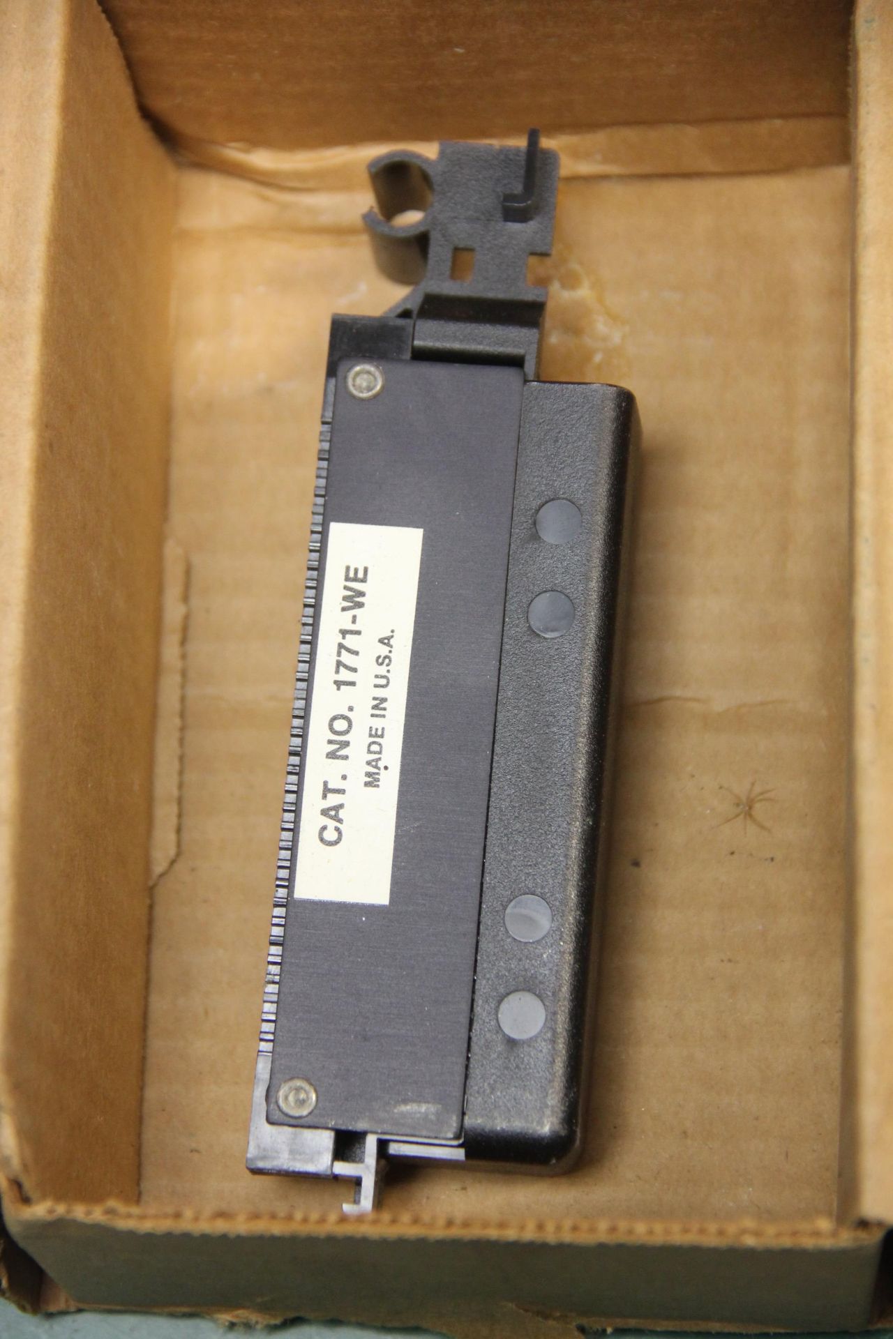 NEW ALLEN BRADLEY PLC TERMINAL BLOCK - Image 3 of 3