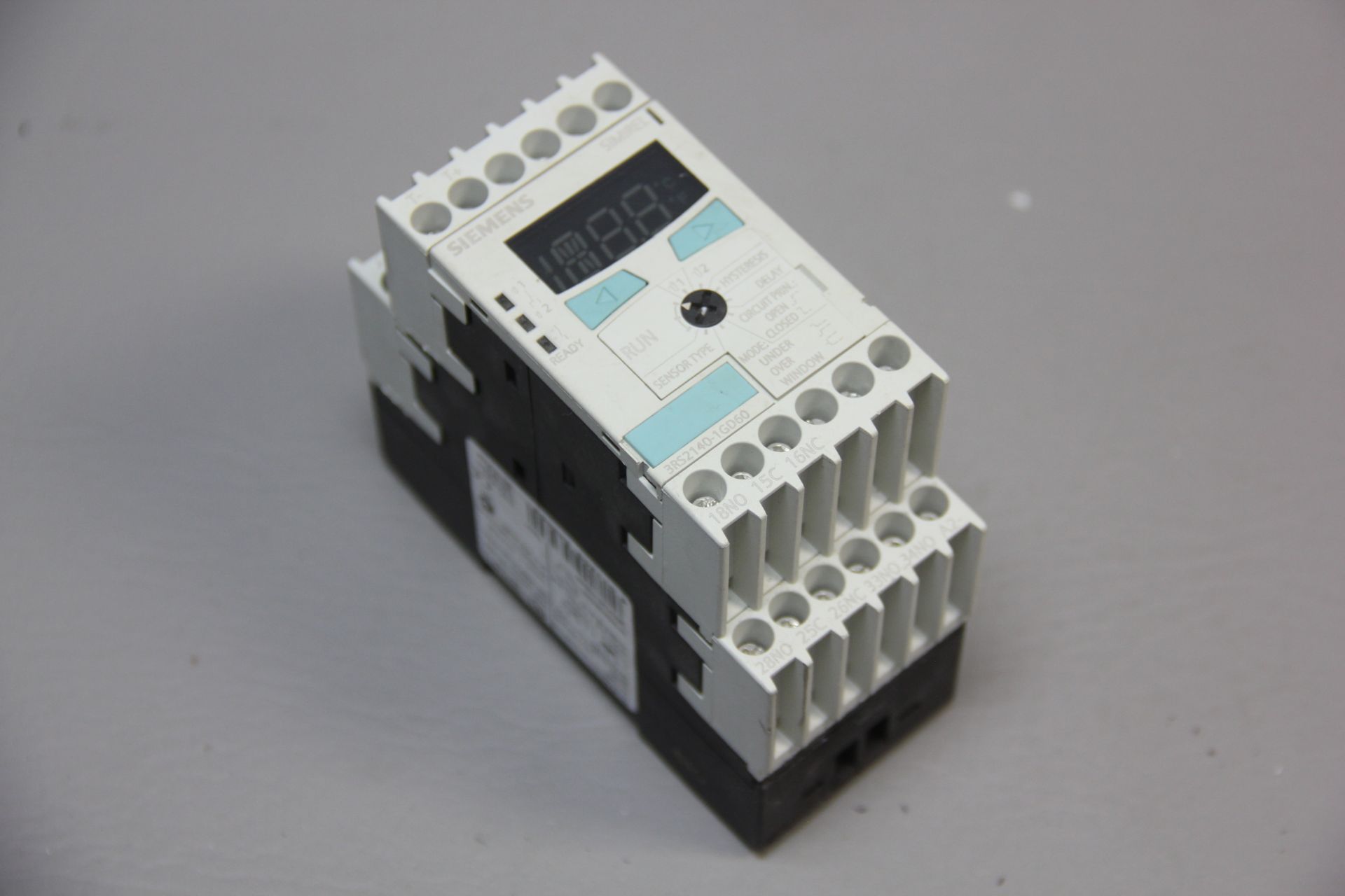 SIEMENS DIGITAL THERMOCOUPLE MONITORING RELAY