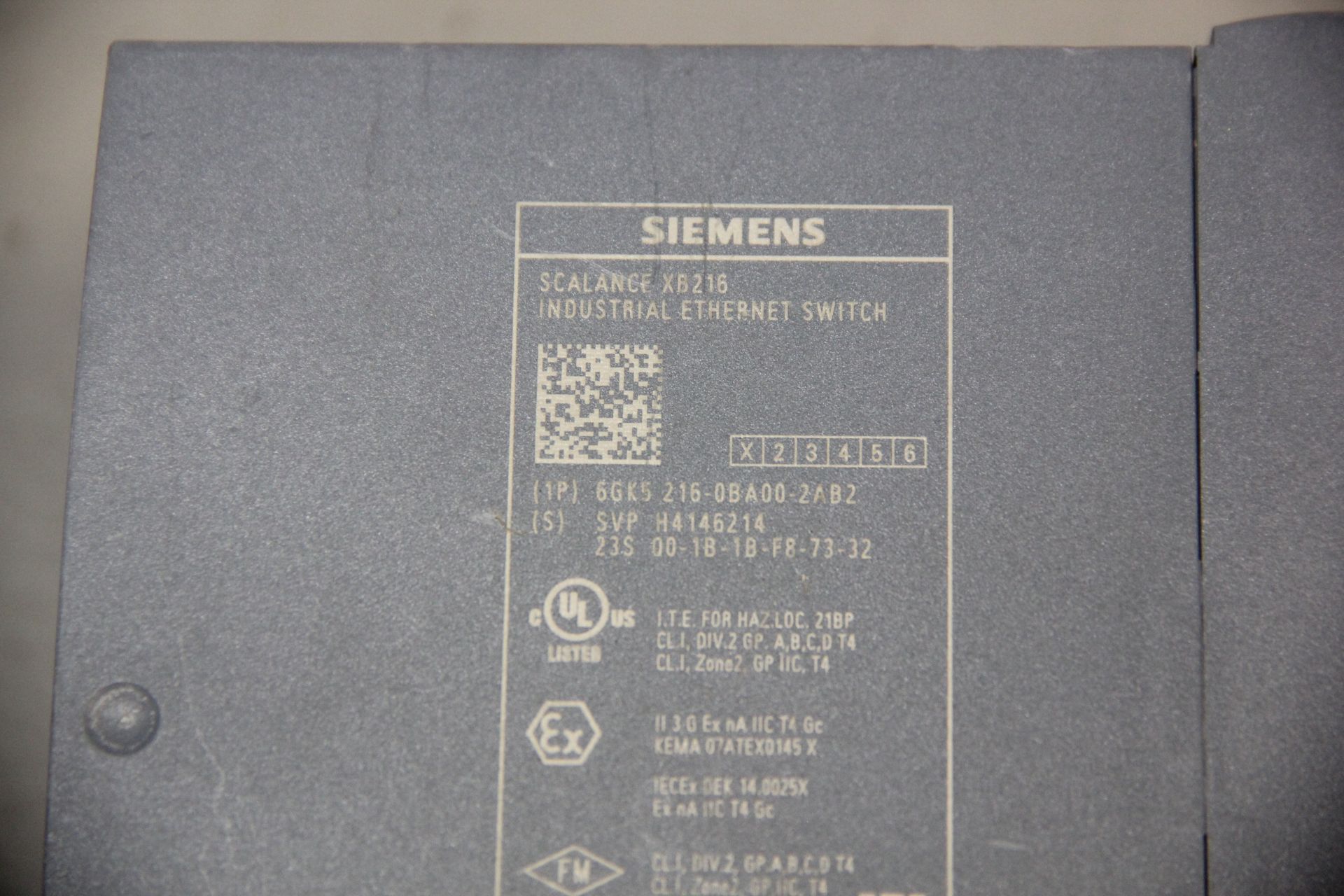 SIEMENS SCALANCE INDUSTRIAL ETHERNET SWITCH - Image 3 of 4