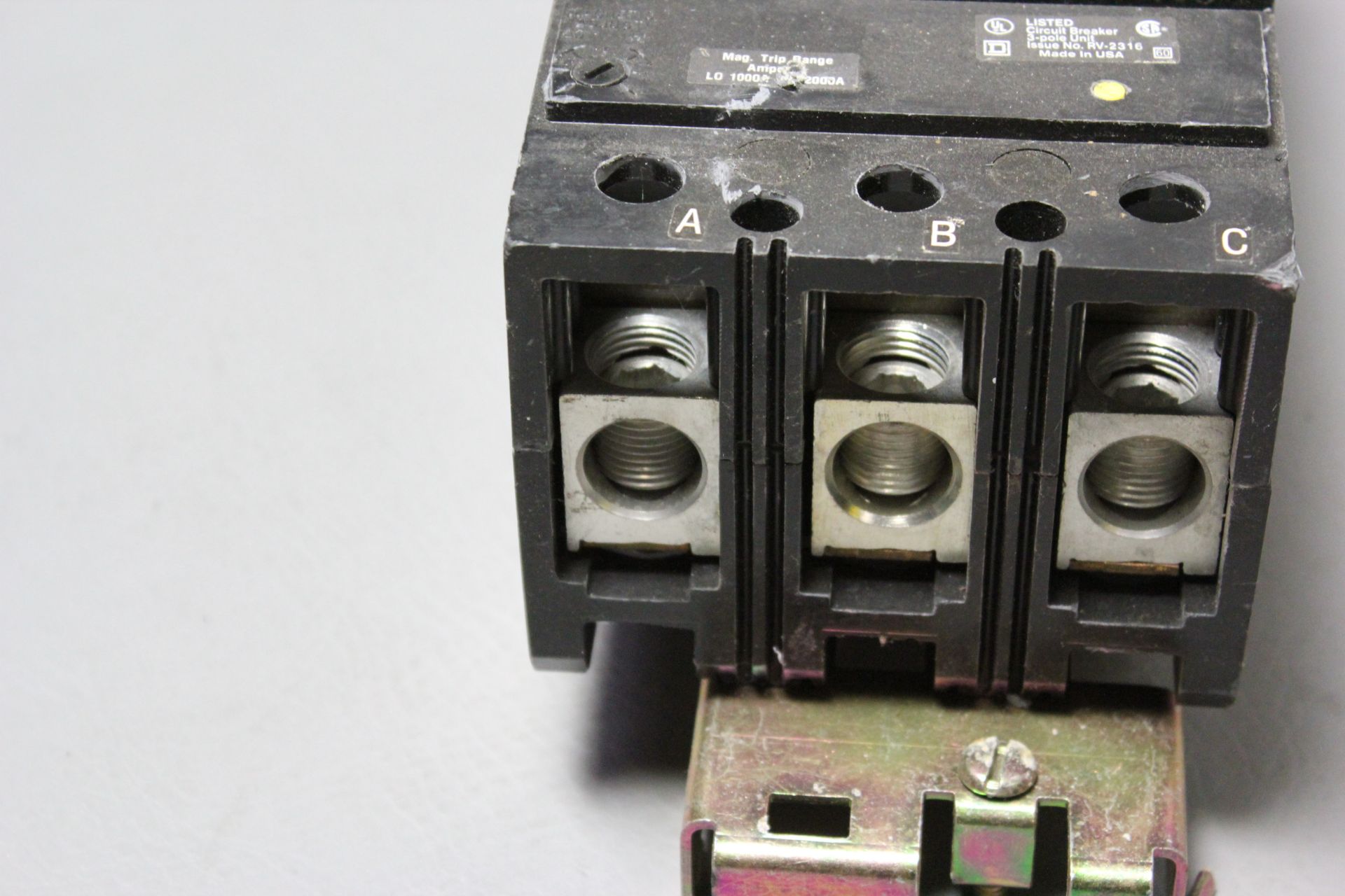 SQUARE D 200A THERMAL-MAGNETIC CIRCUIT BREAKER - Image 2 of 5