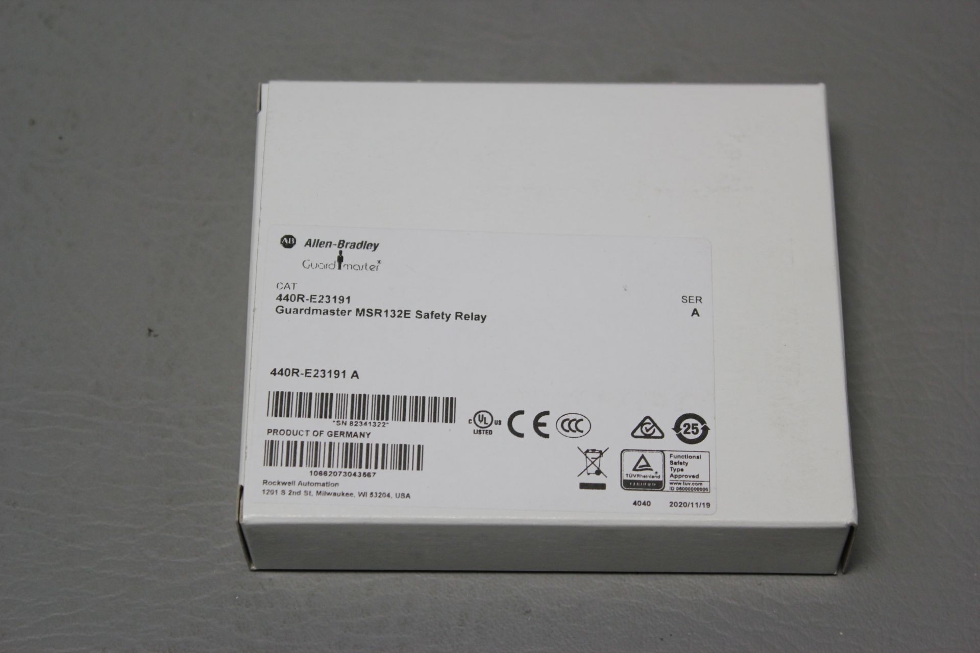 NEW ALLEN BRADLEY GUARDMASTER MSR132E SAFETY RELAY