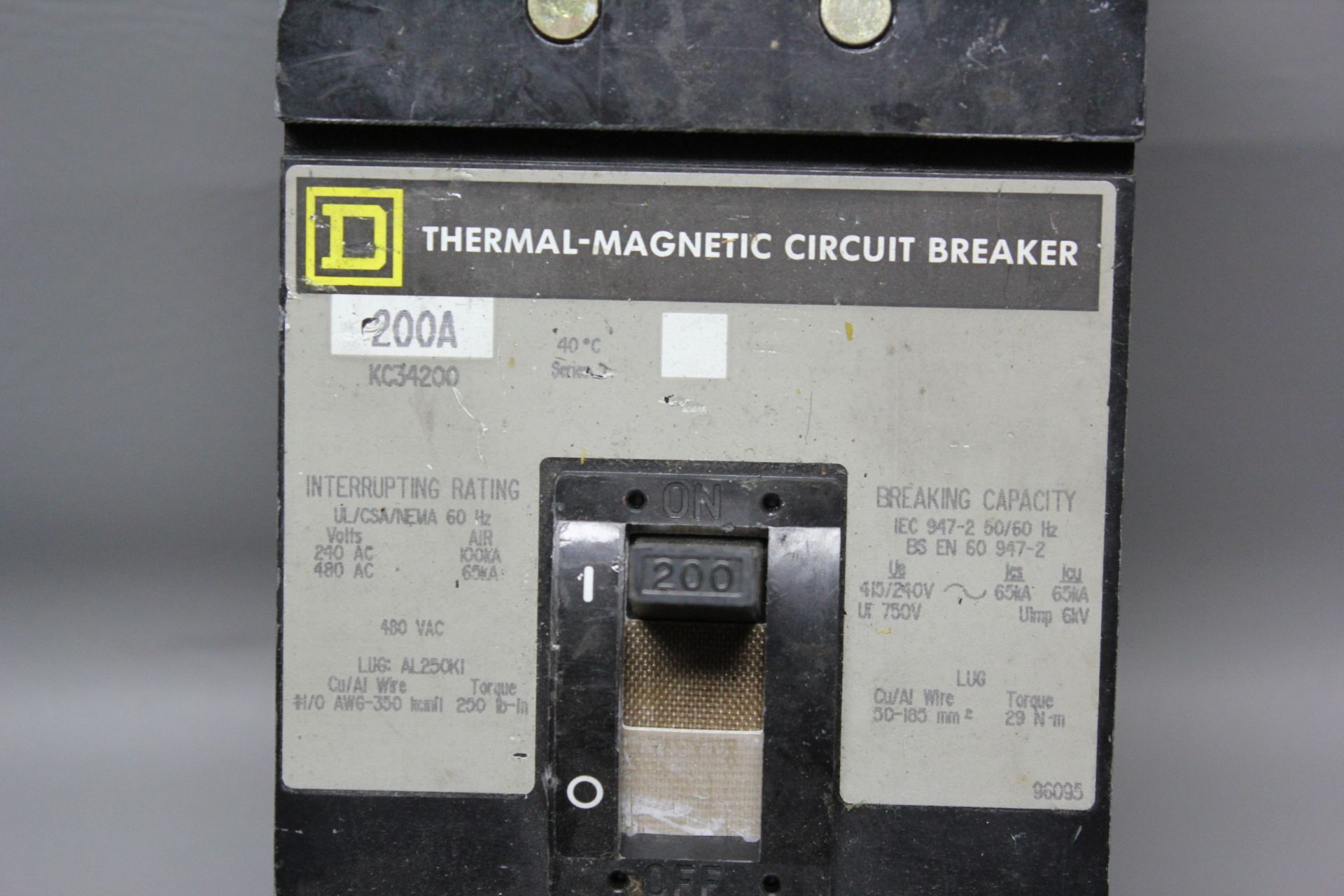 SQUARE D 200A THERMAL-MAGNETIC CIRCUIT BREAKER - Image 4 of 5
