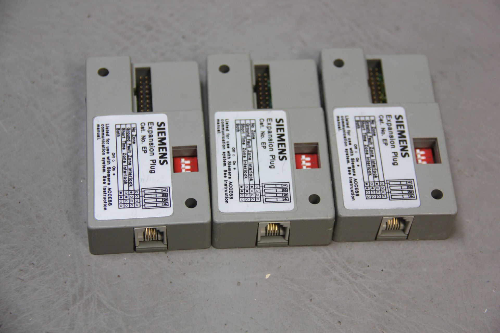 LOT OF SIEMENS EXPANSION PLUG MODULES - Image 2 of 2