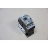 SIEMENS POWER CONTACTOR