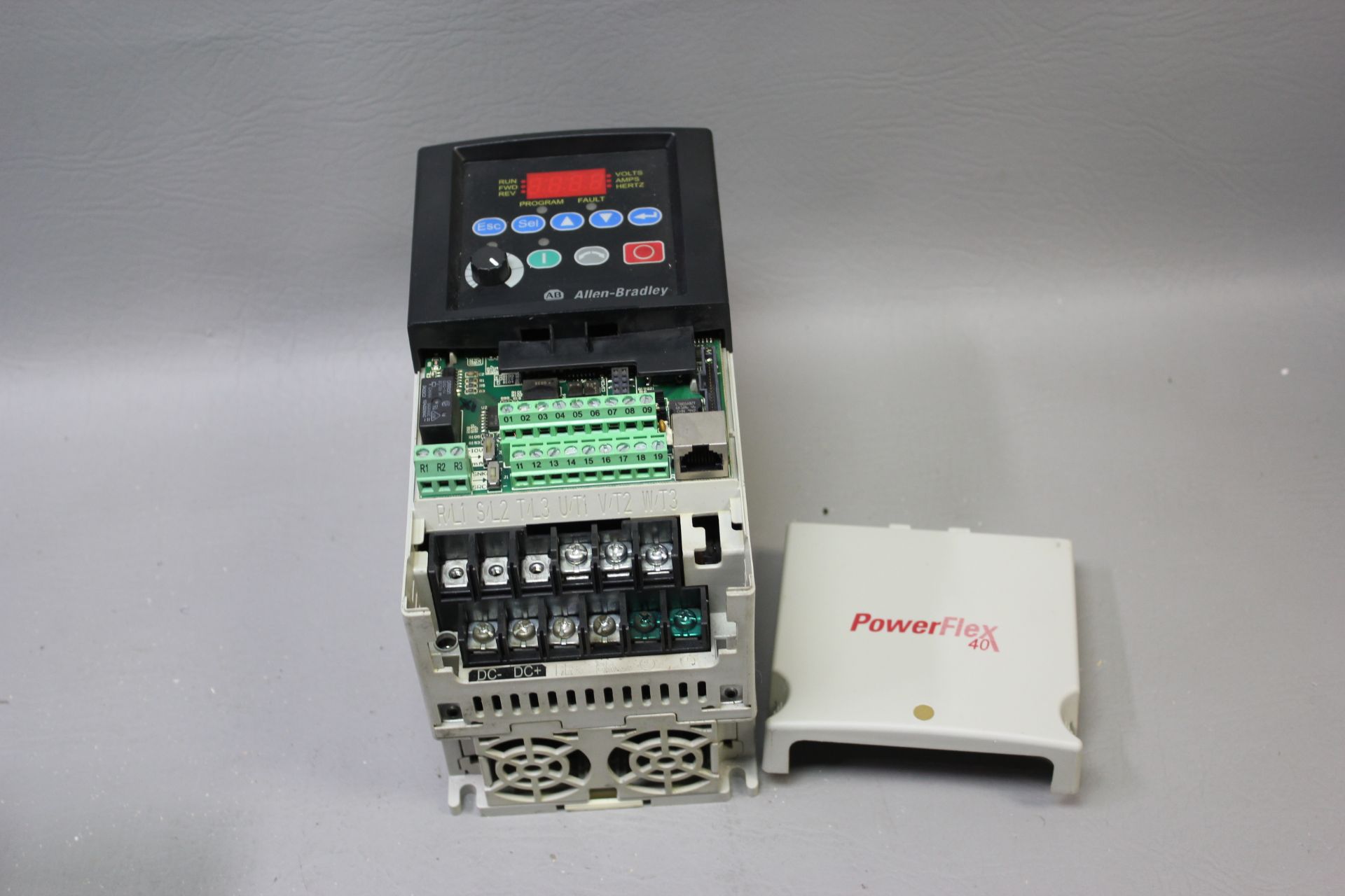 ALLEN BRADLEY POWERFLEX 40 AC DRIVE 5HP - Image 2 of 3