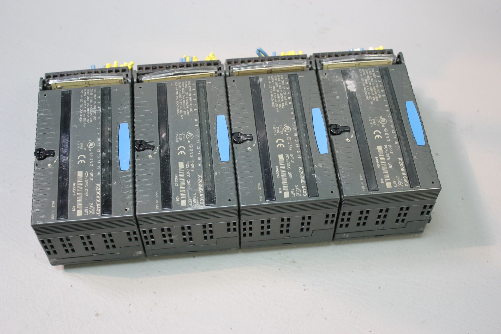 LOT OF 4 GE FANUC VERSAMAX MODULES - Image 2 of 4