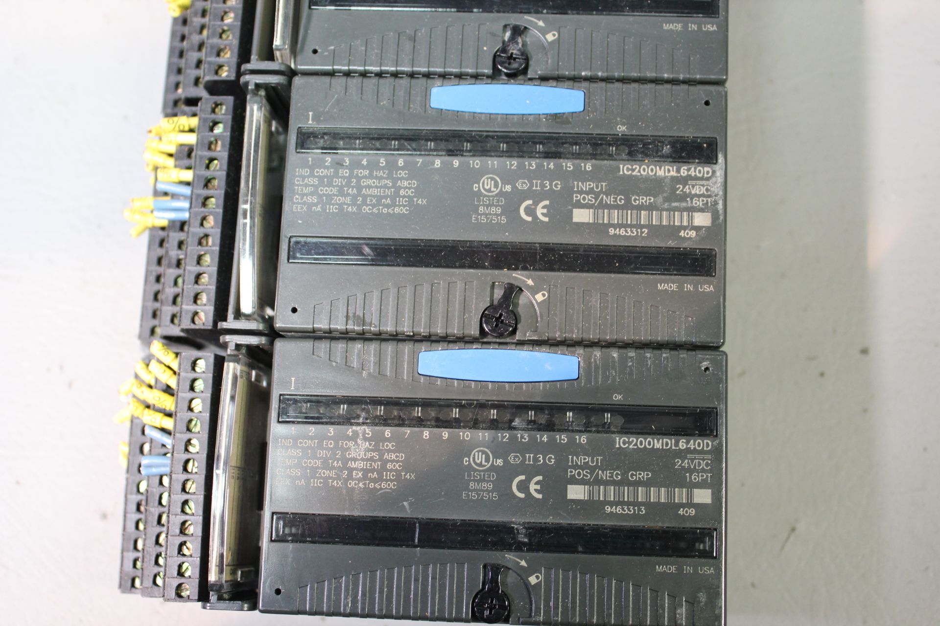 LOT OF 4 GE FANUC VERSAMAX MODULES - Image 4 of 4