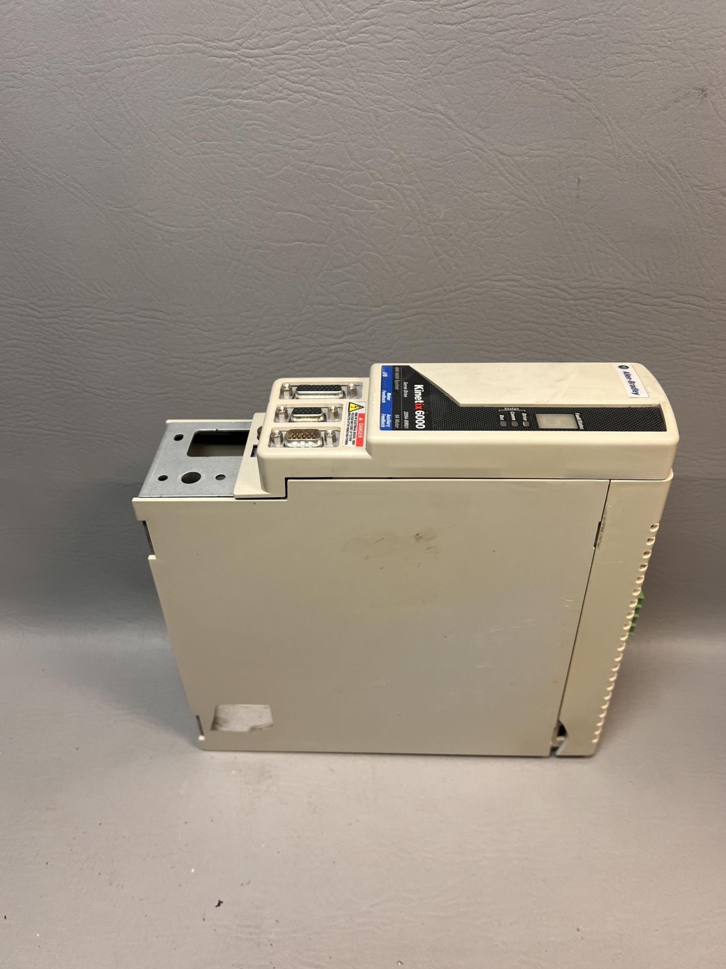 ALLEN BRADLEY KINETIX 6000 SERVO DRIVE