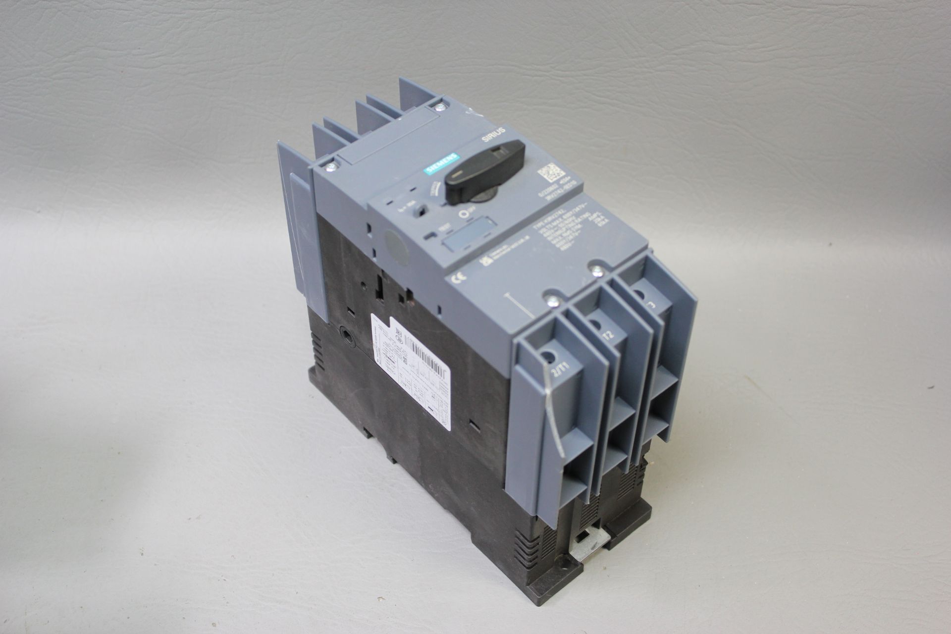 SIEMENS SIRIUS SYSTEM PROTECTION CIRCUIT BREAKER