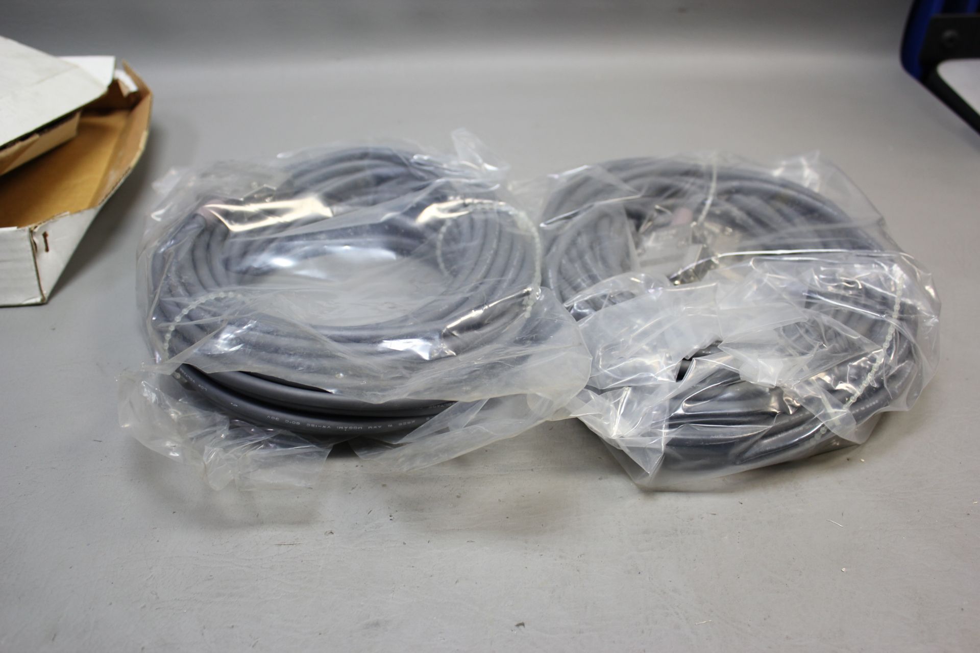 NEW MOGAMI RS232 CABLE - Image 4 of 4