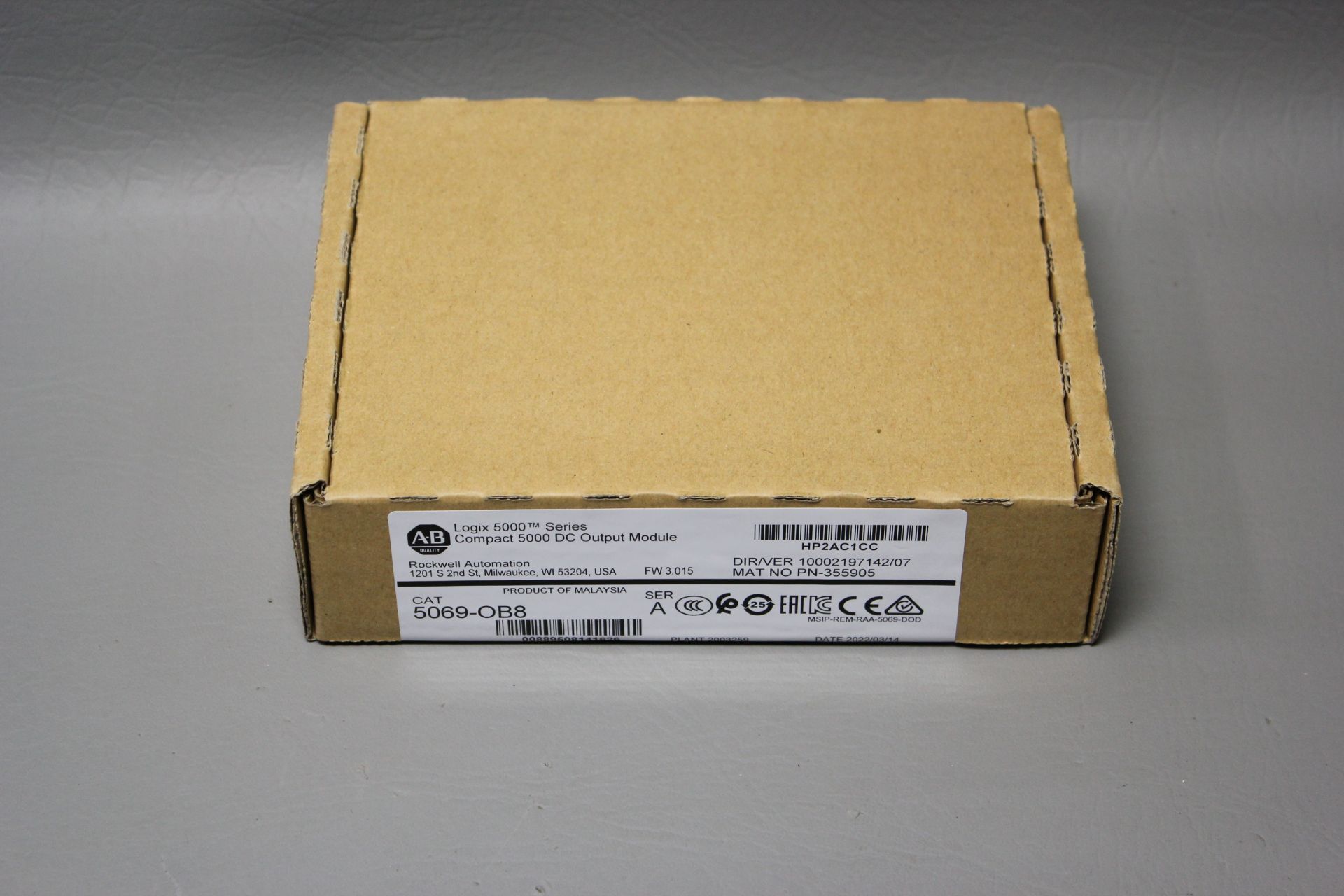 NEW ALLEN BRADLEY COMPACT 5000 PLC MODULE