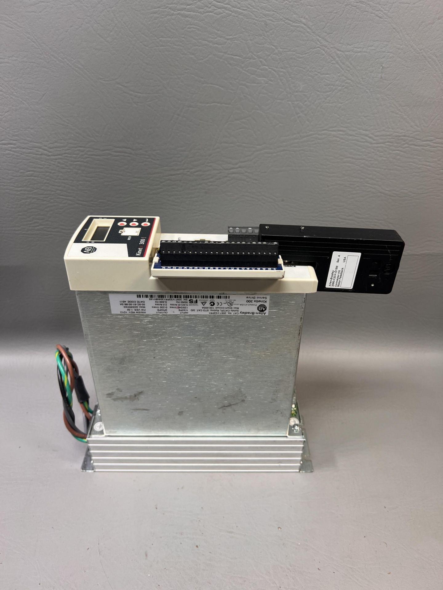 ALLEN BRADLEY KINETIX 300 SERVO DRIVE - Image 3 of 7