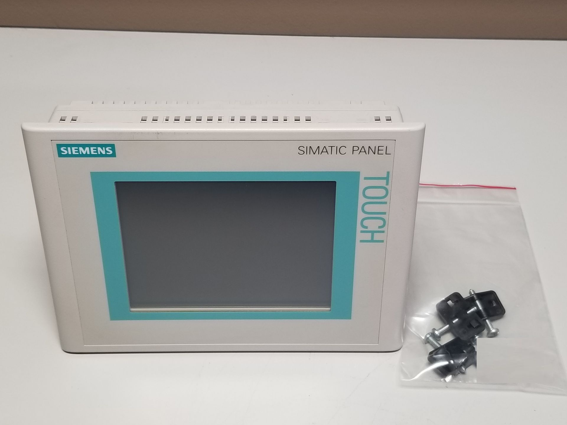 SIEMENS SIMATIC HMI OPERATOR INTERFACE TOUCH PANEL PLC