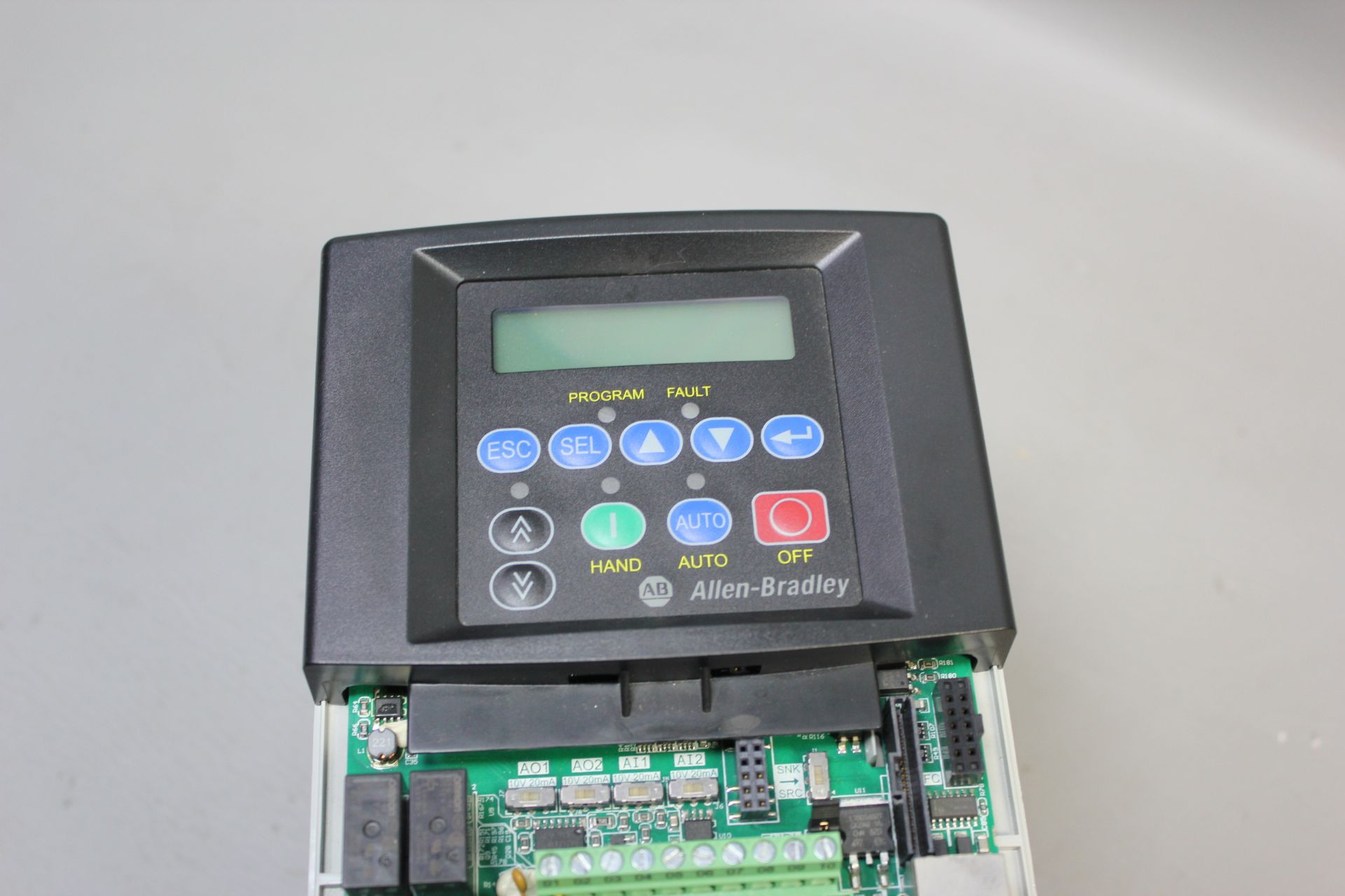 ALLEN BRADLEY POWERFLEX 400 3HP AC DRIVE - Image 4 of 5