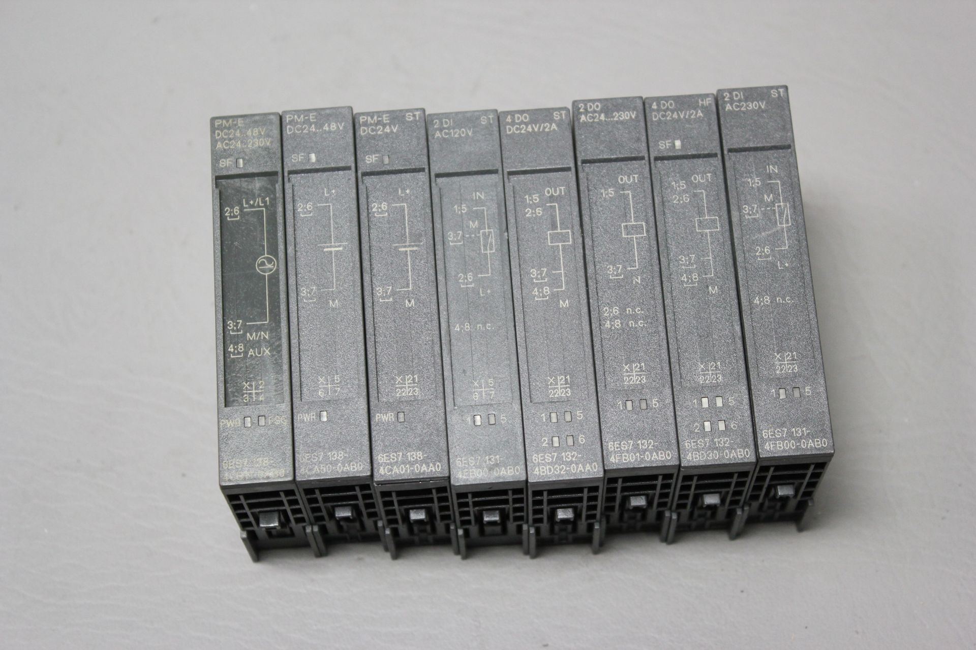 LOT OF 8 SIEMENS ELECTRONIC MODULES
