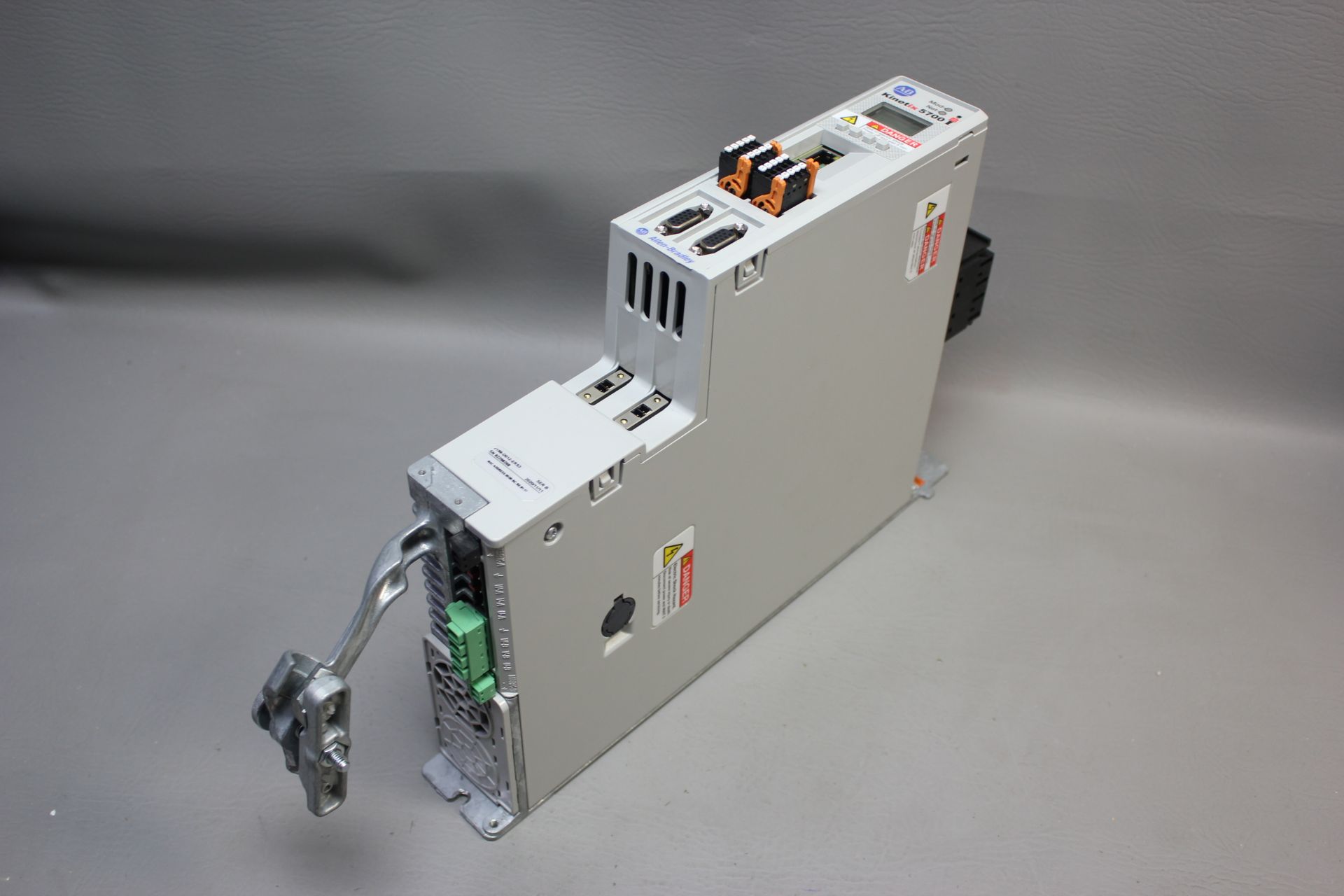 ALLEN BRADLEY KINETIX 5700 DUAL AXIS INVERTER