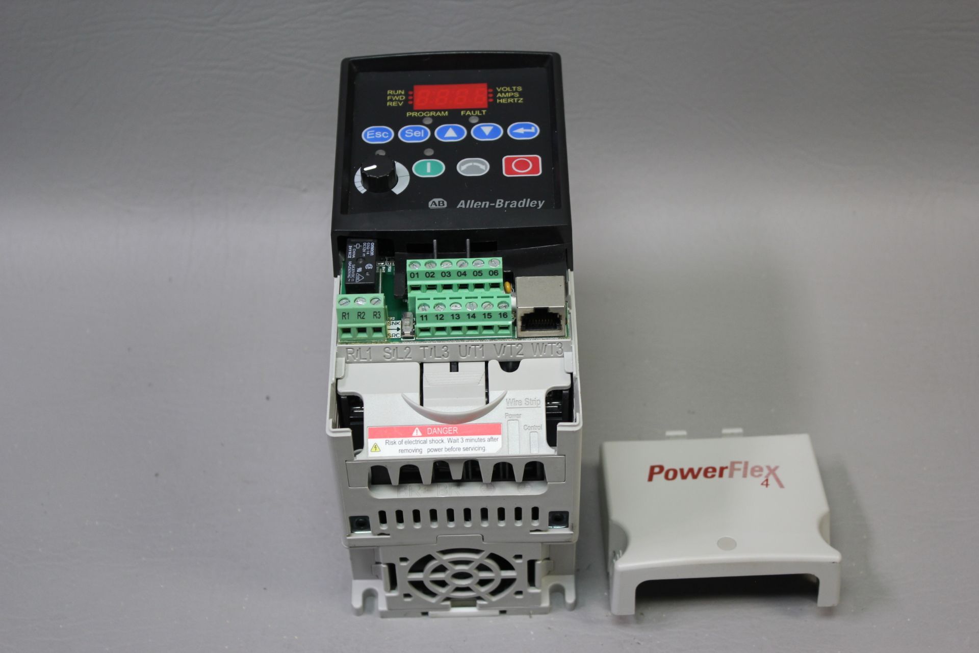 ALLEN BRADLEY POWERFLEX 4 AC DRIVE 1HP - Image 2 of 3