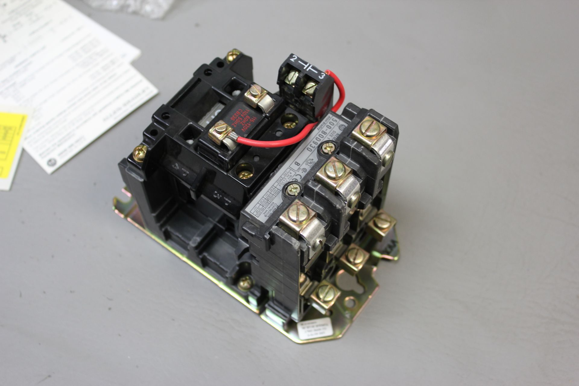 NEW ALLEN BRADLEY BULLETIN 500 AC CONTACTOR - Image 5 of 7