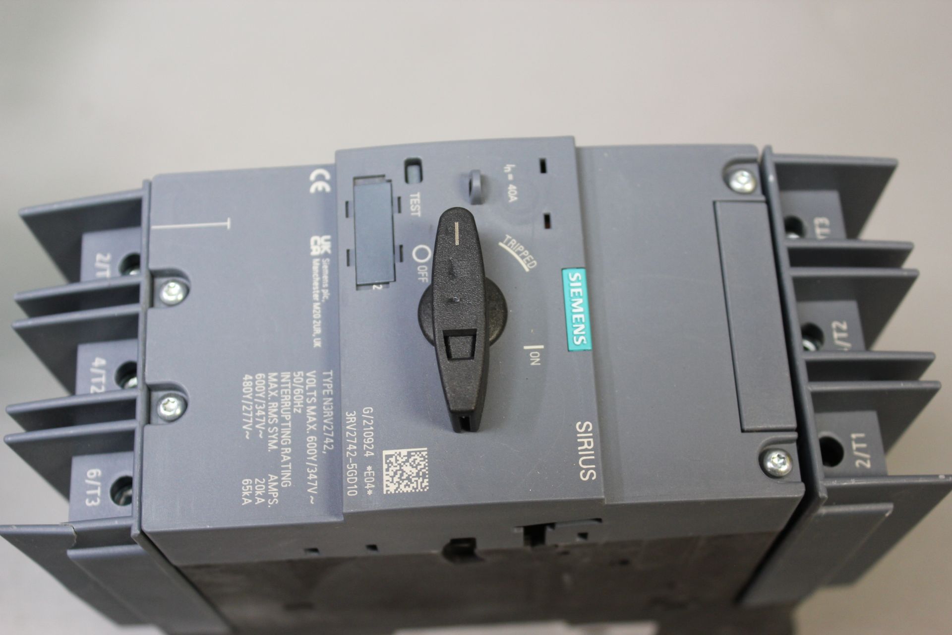 SIEMENS SIRIUS SYSTEM PROTECTION CIRCUIT BREAKER - Image 3 of 4