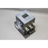 SIEMENS POWER CONTACTOR