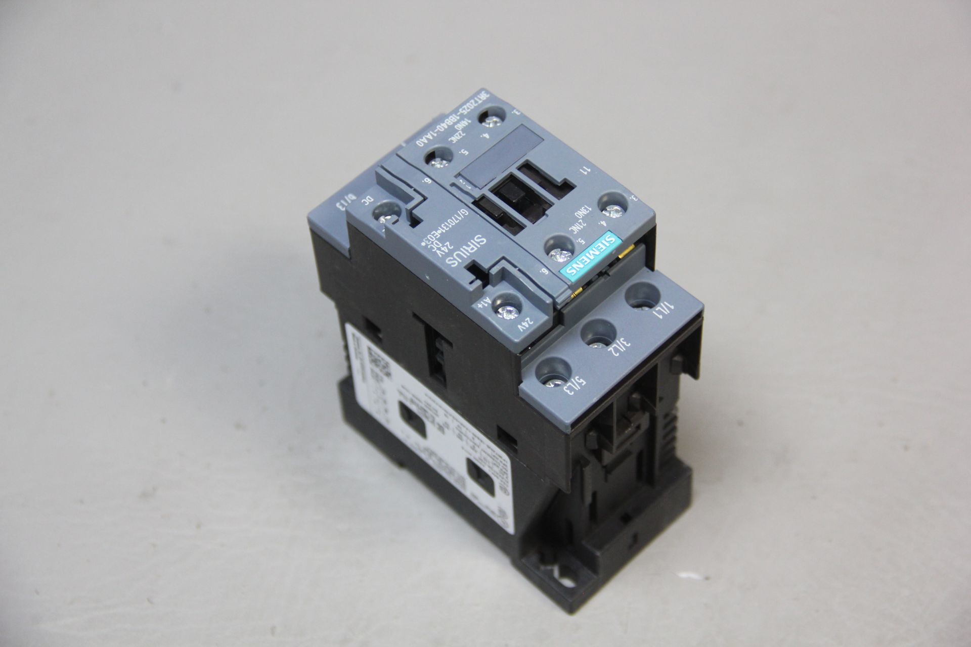 UNUSED SIEMENS POWER CONTACTOR - Image 2 of 3