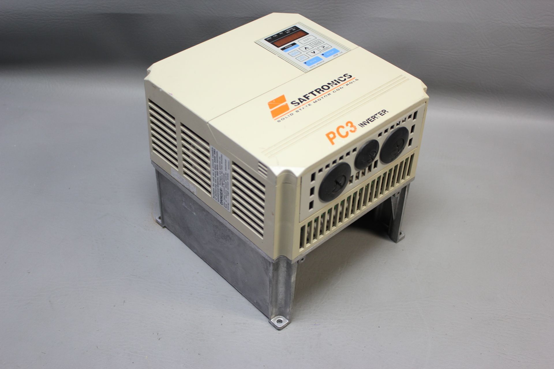 SAFTRONICS PC3 INVERTER