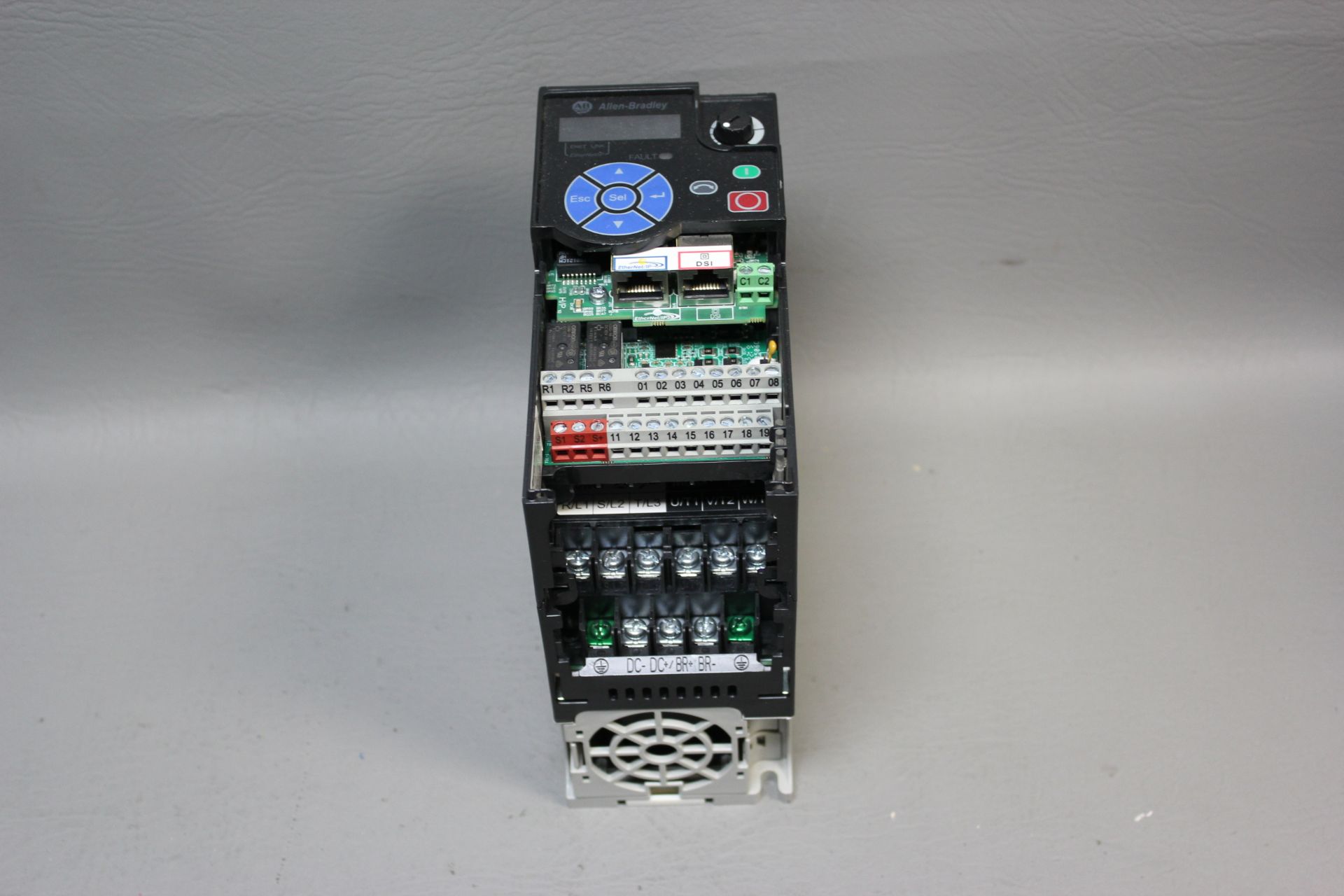 ALLEN BRADLEY POWERFLEX 525 1HP AC DRIVE