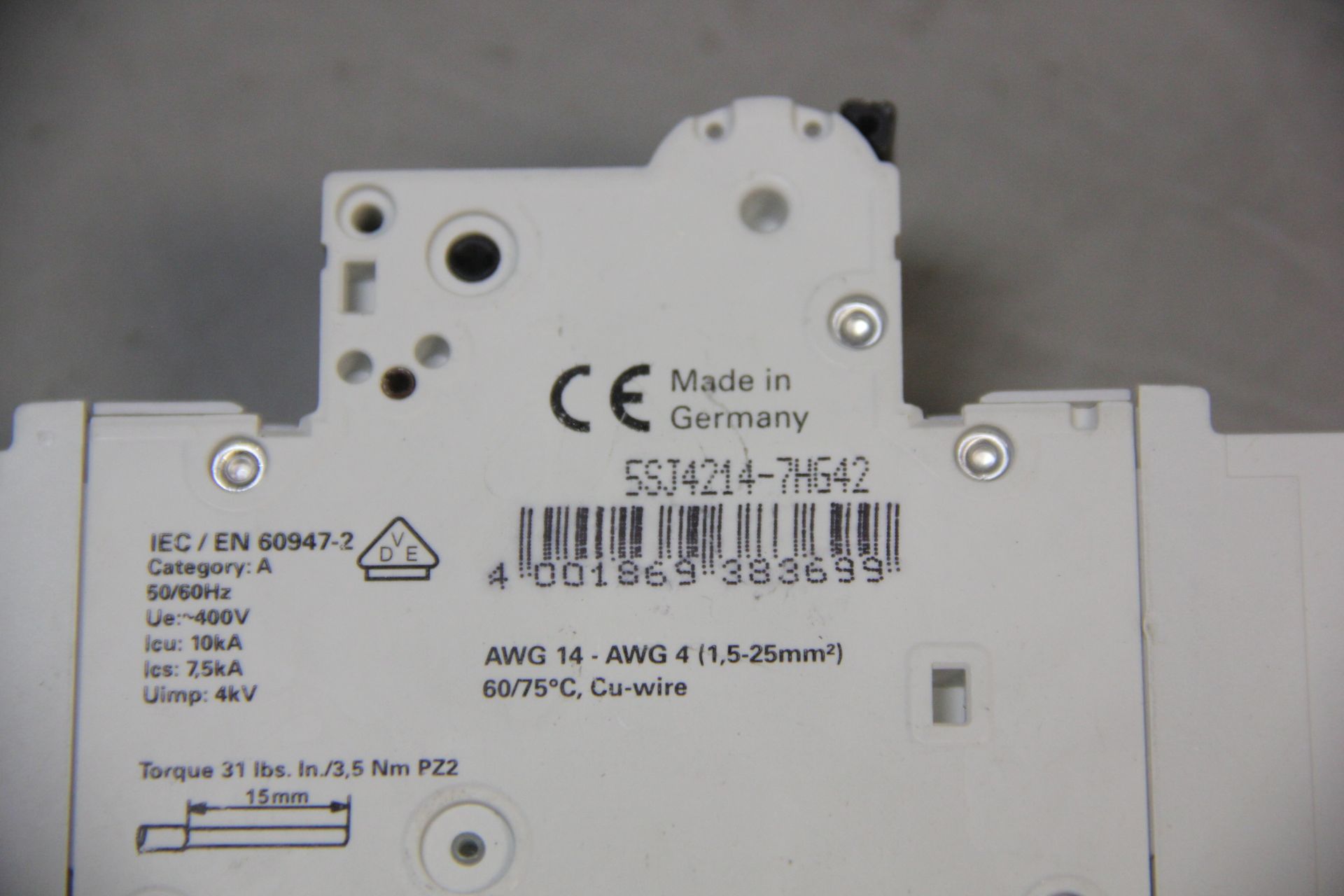 LOT OF UNUSED SIEMENS CIRCUIT BREAKERS - Image 4 of 5