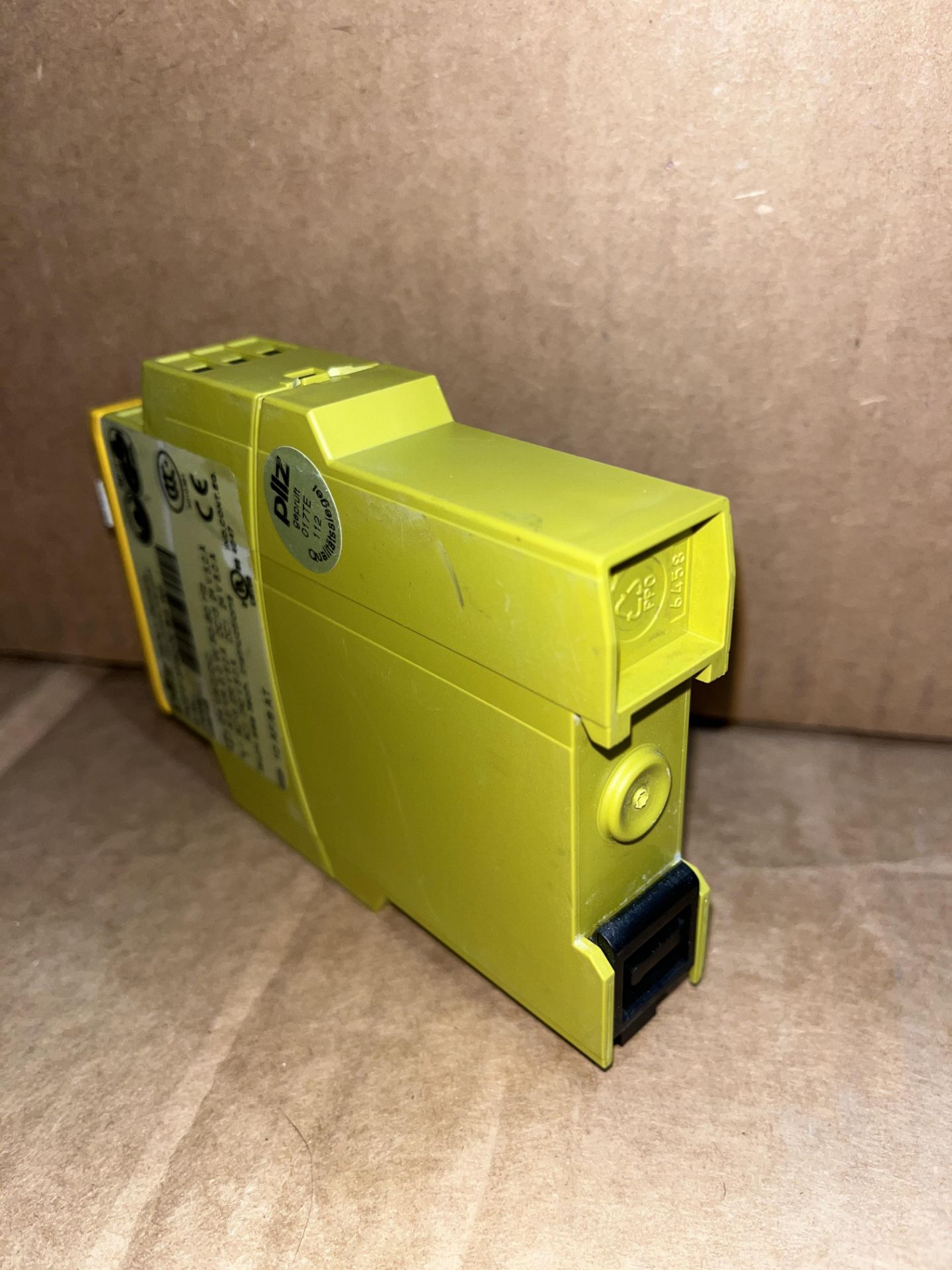 Pilz PNOZ X1 Safety Relay - Image 3 of 4