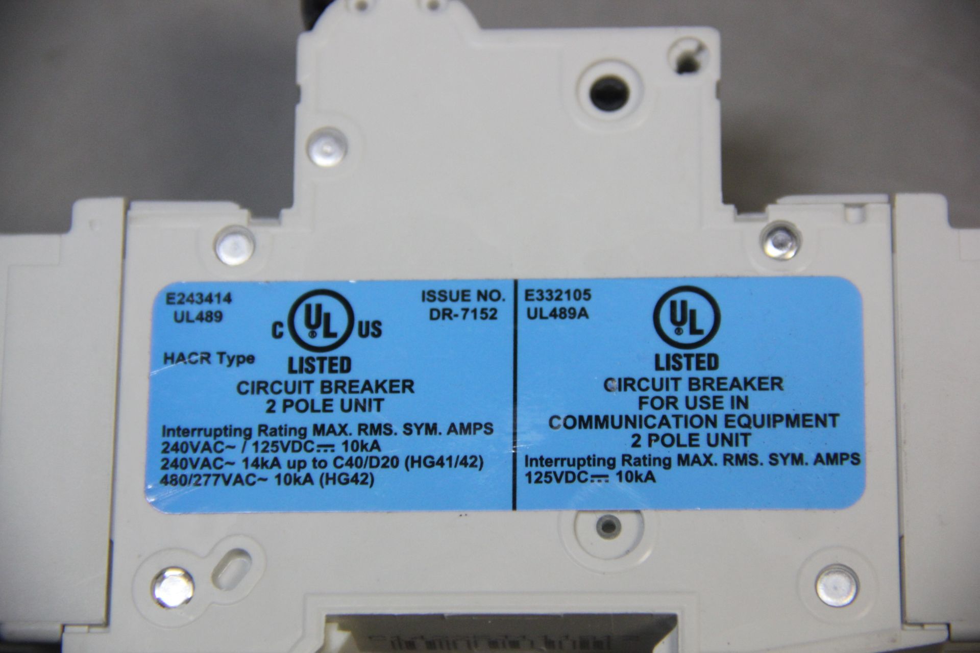 LOT OF UNUSED SIEMENS CIRCUIT BREAKERS - Image 5 of 5