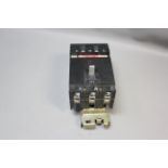 SQUARE D 30A CIRCUIT BREAKER