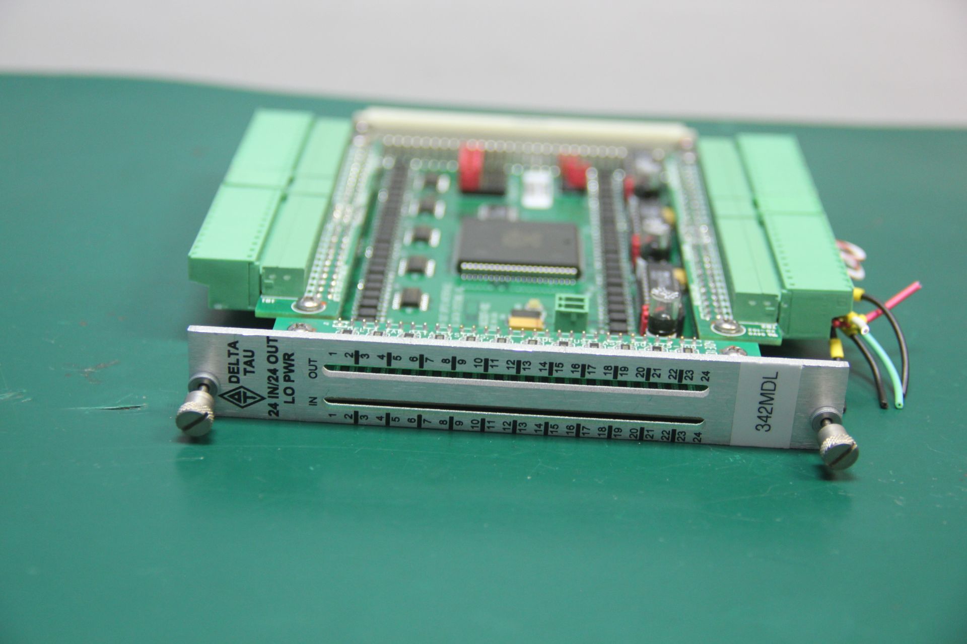 DELTA TAU 24 IN/24 OUT OPTO INTERFACE BOARD