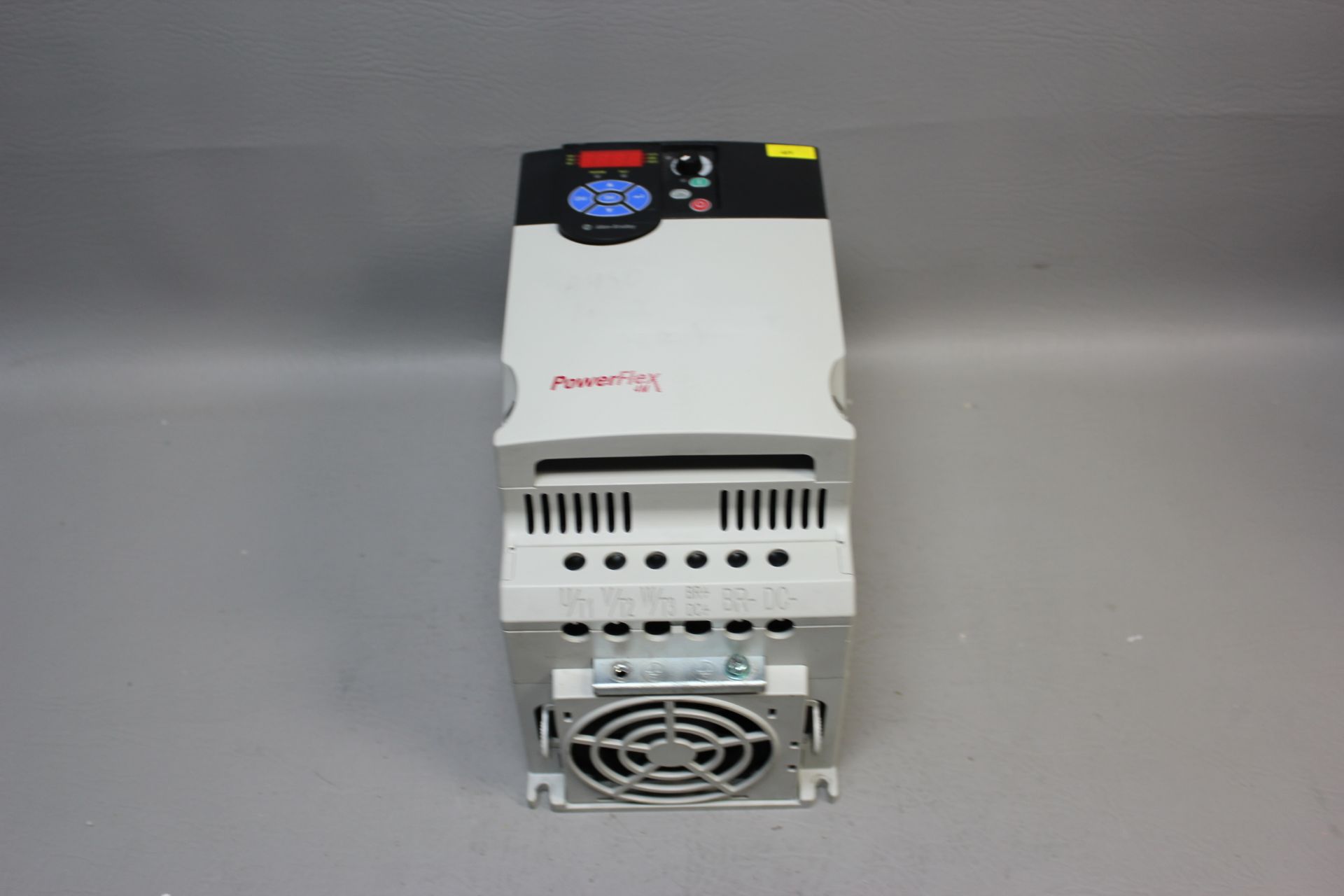 ALLEN BRADLEY POWERFLEX 4M 7.5HP AC DRIVE