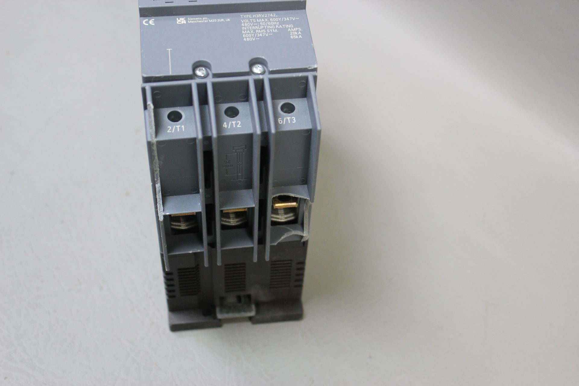 SIEMENS SIRIUS SYSTEM PROTECTION CIRCUIT BREAKER - Image 2 of 6