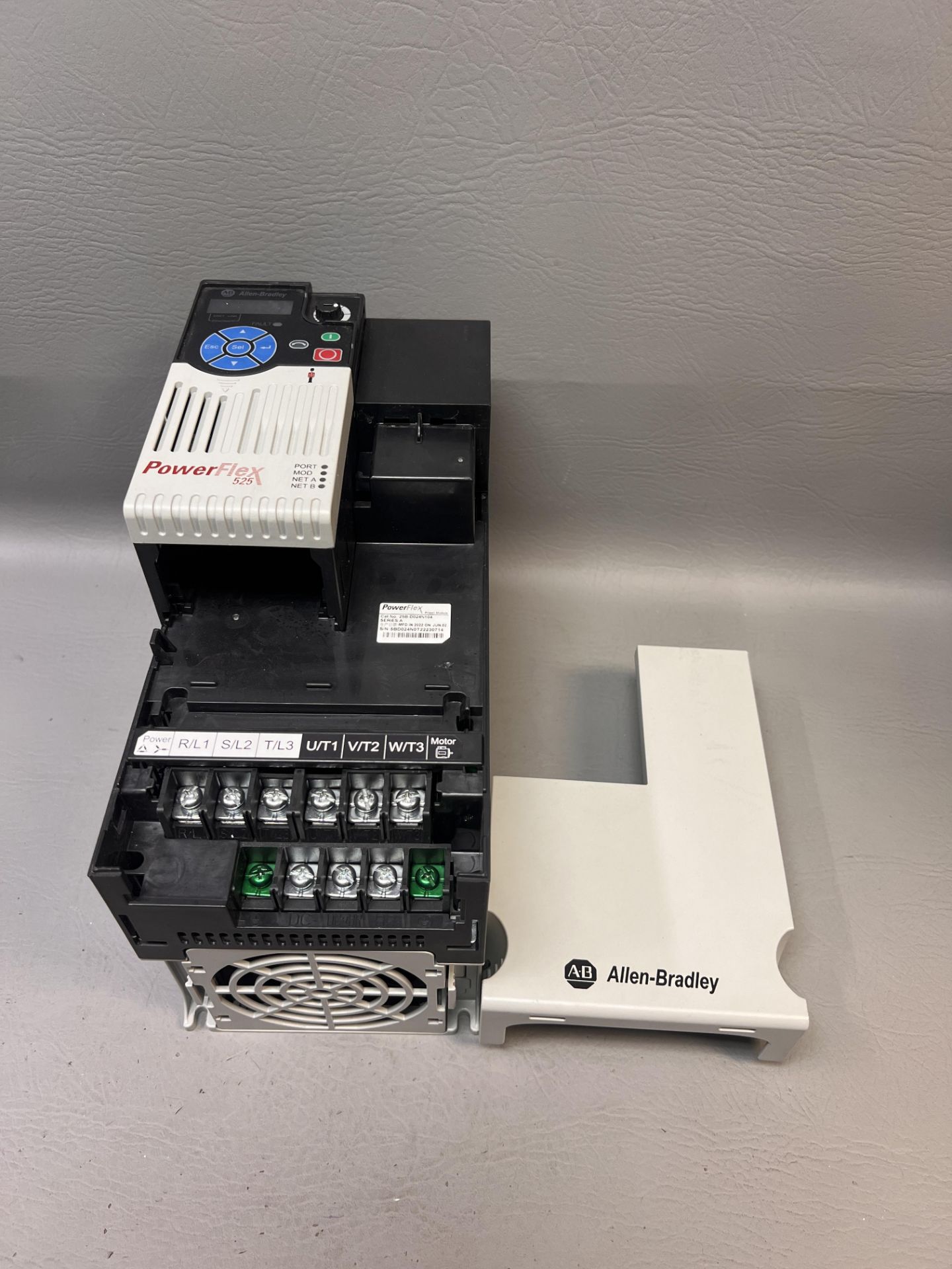 ALLEN BRADLEY POWERFLEX 525 AC DRIVE 15HP - Image 2 of 4