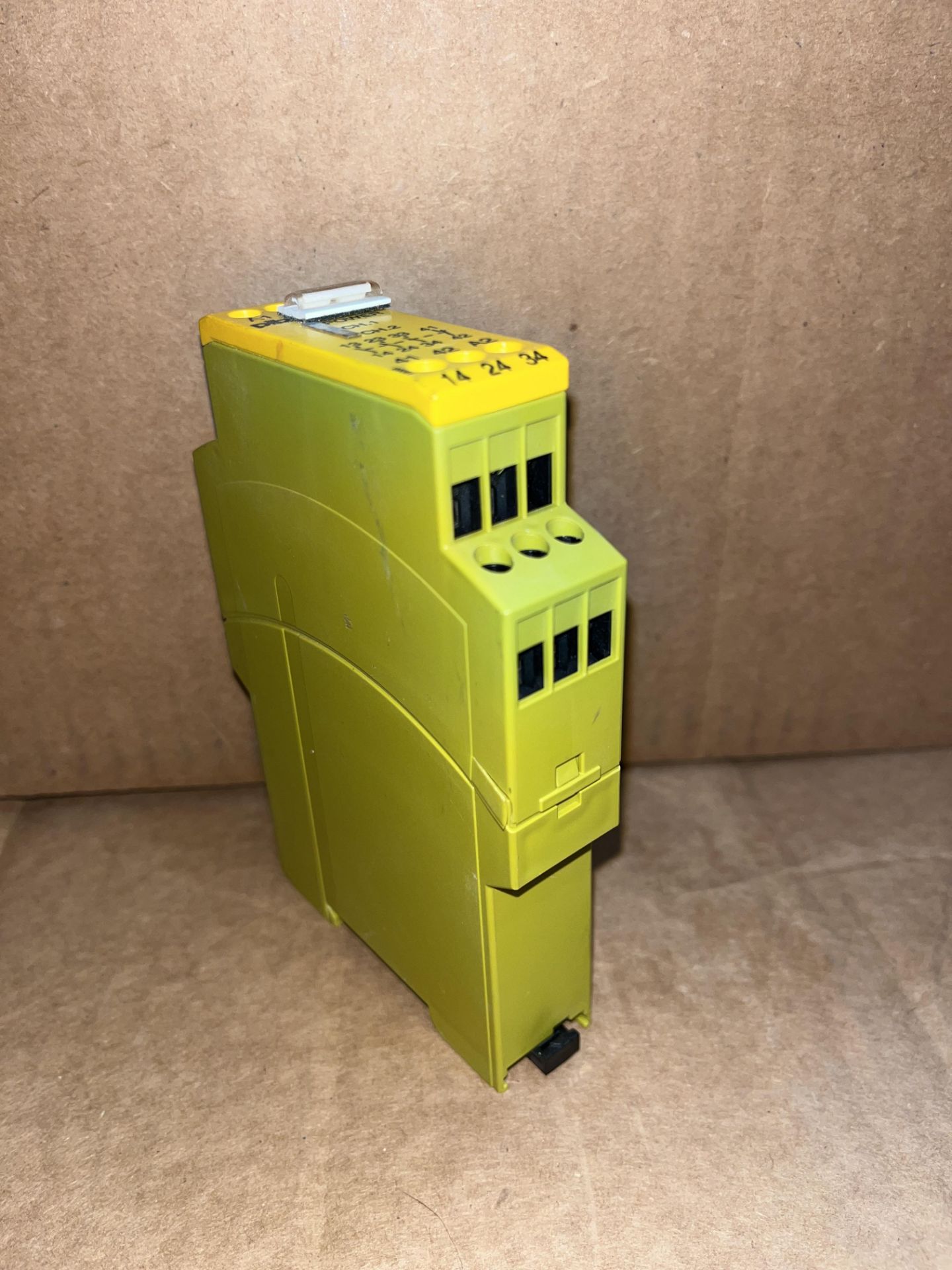 Pilz PNOZ X1 Safety Relay