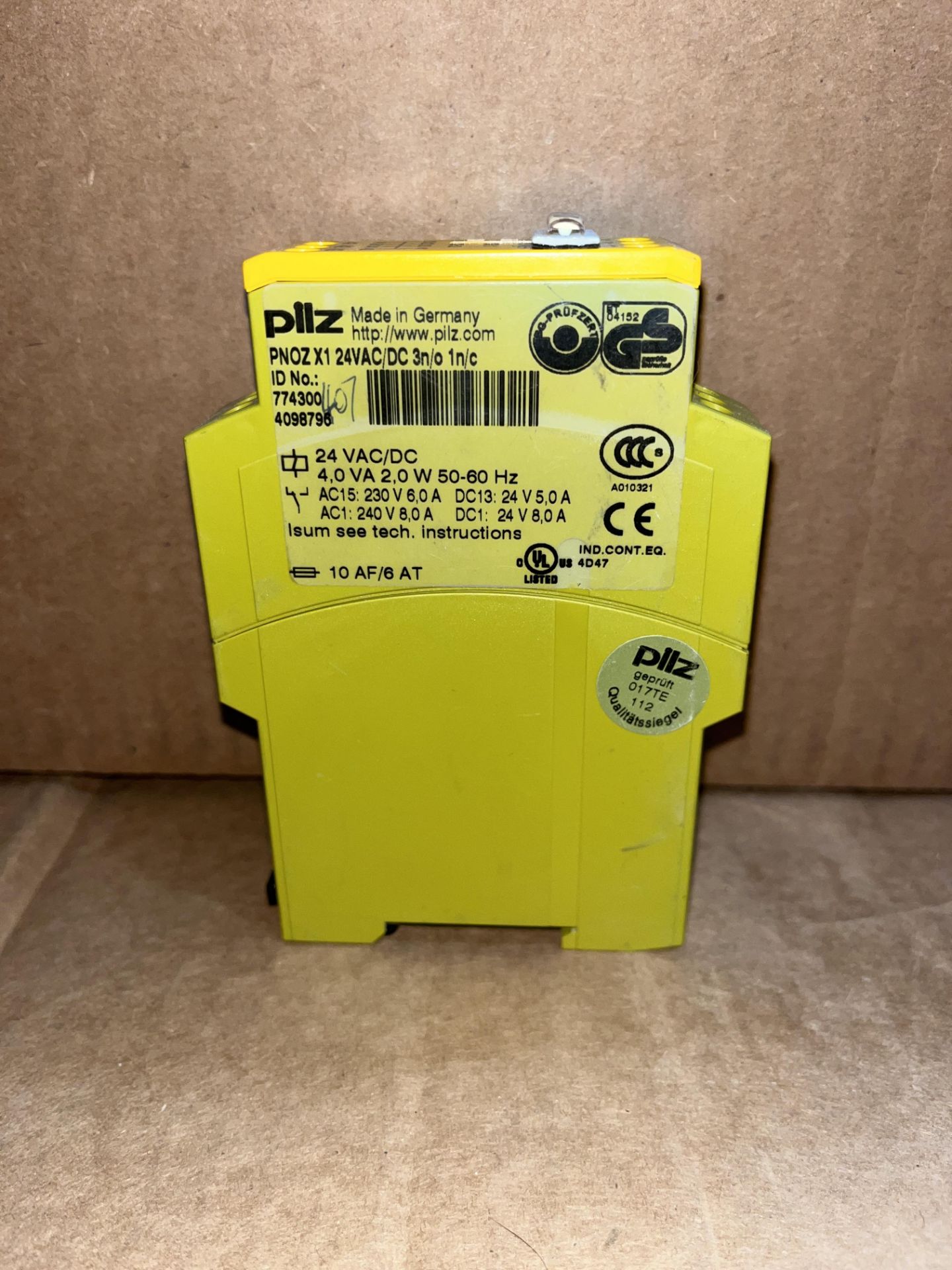 Pilz PNOZ X1 Safety Relay - Image 2 of 4