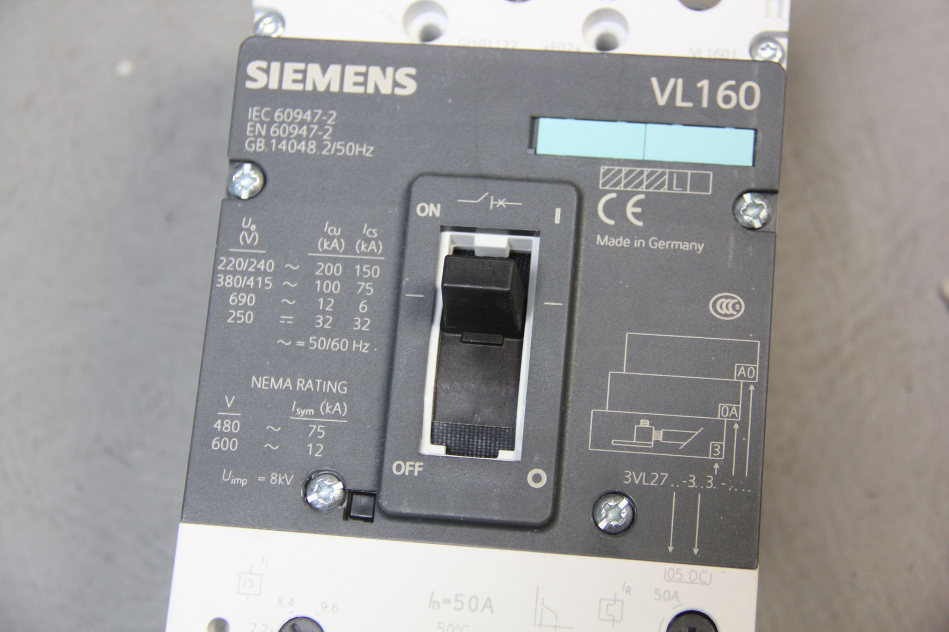 UNUSED SIEMENS VL160 CIRCUIT BREAKER WITH TRIP UNIT - Image 4 of 8